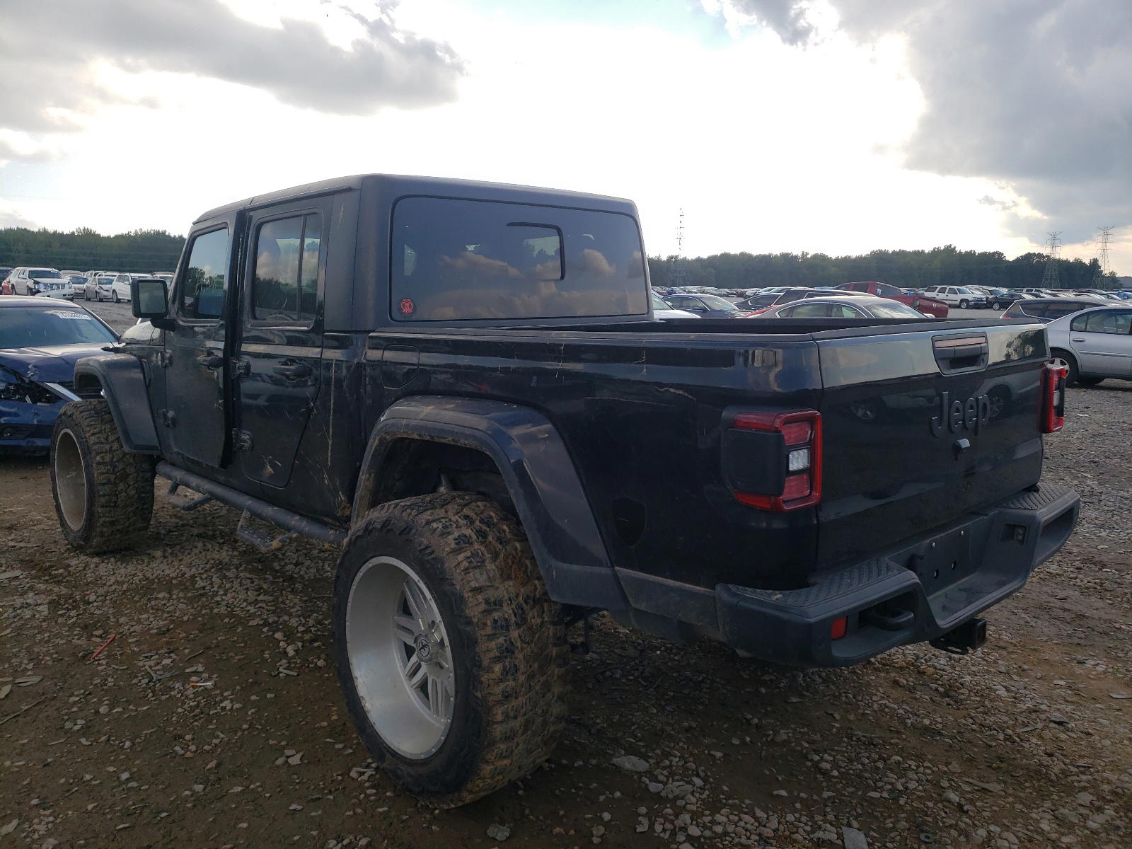 Photo 3 from auction – 2021 JEEP GLADIATOR with VIN 1C6HJTAG6ML502391