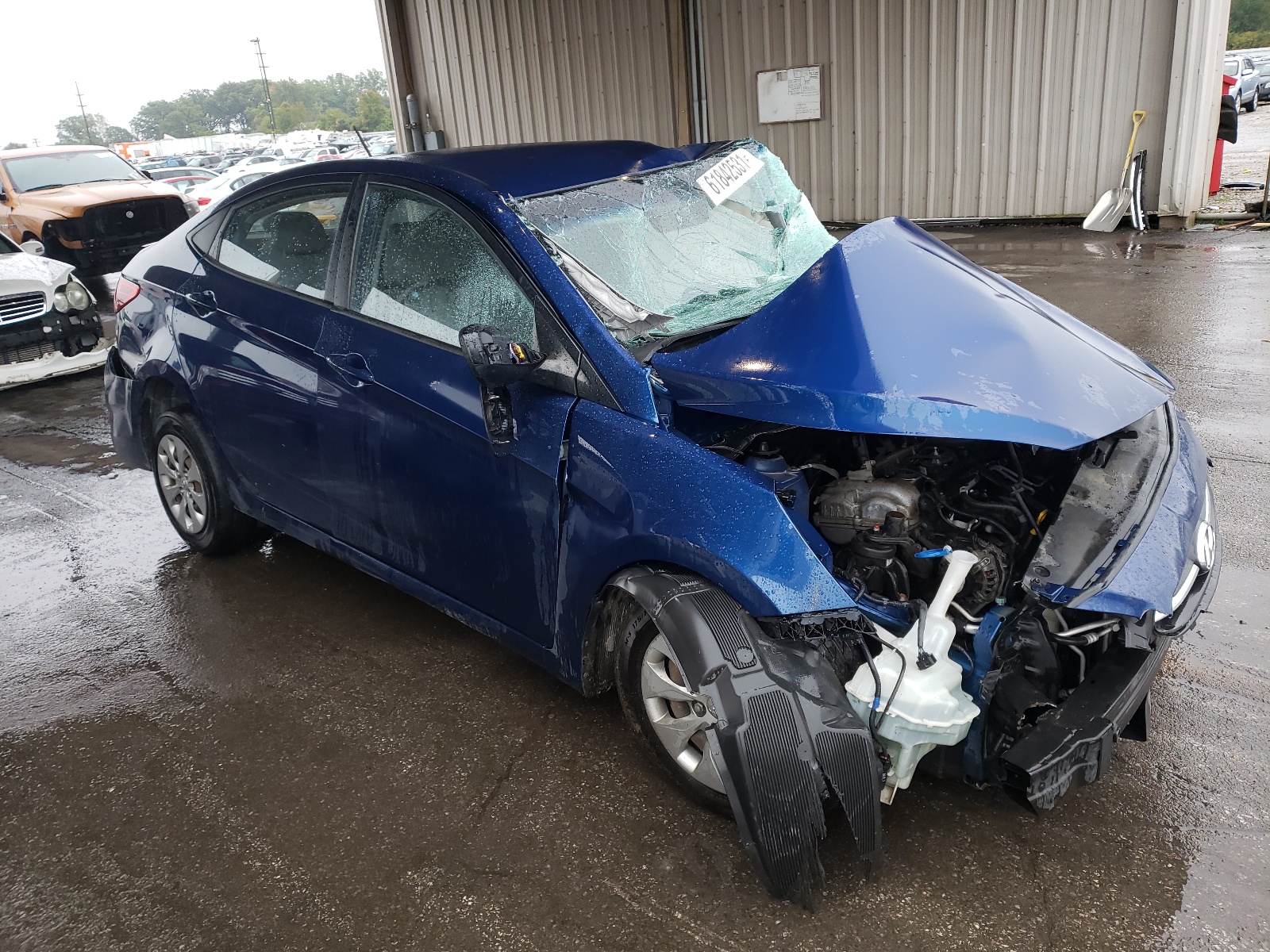 HYUNDAI ACCENT GLS 2015 with VIN KMHCT4AE1FU905060 - Photo from auction