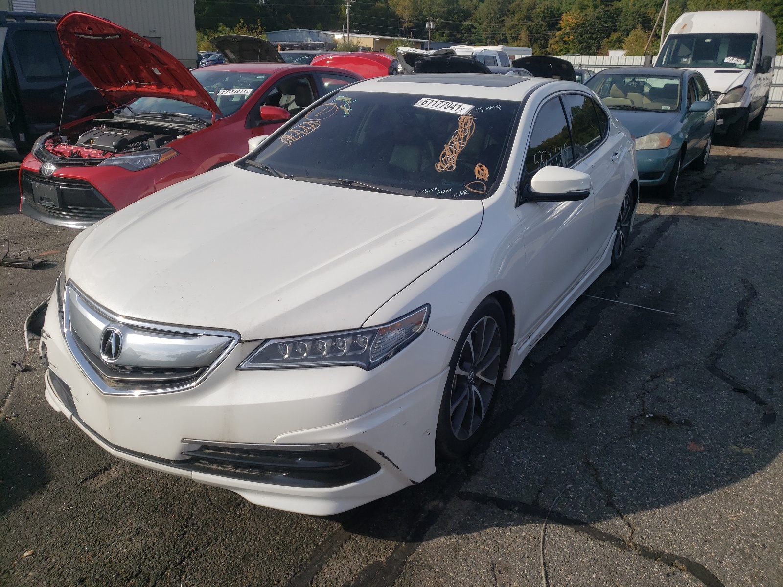Photo 2 from auction – 2017 ACURA TLX with VIN 19UUB1F32HA010961
