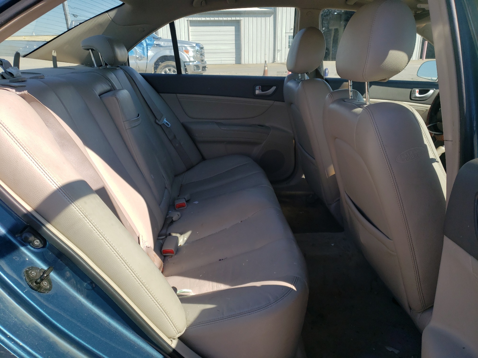 Photo 6 from auction – 2006 HYUNDAI SONATA GLS with VIN 5NPEU46F46H077494