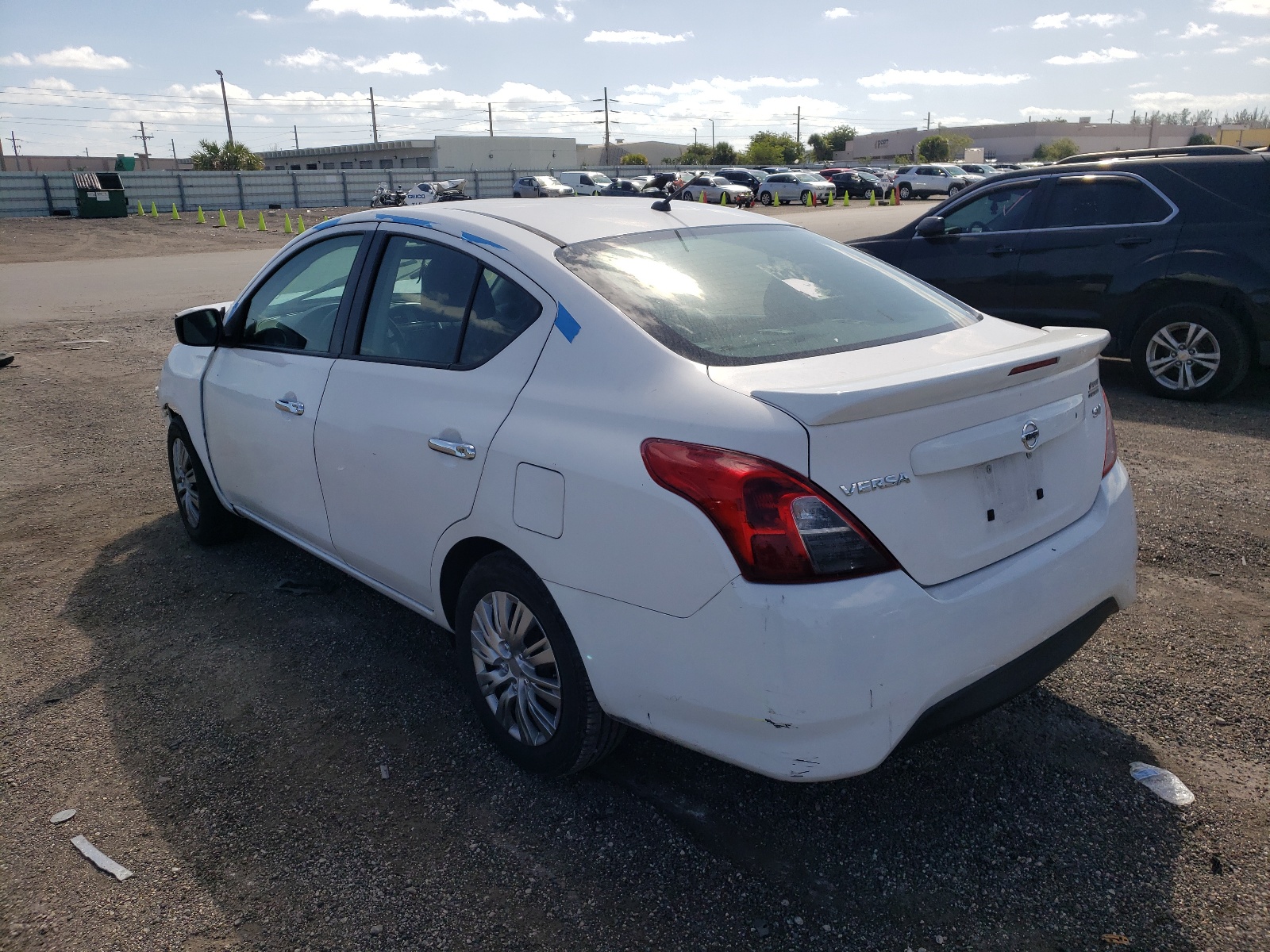Photo 3 from auction – 2017 NISSAN VERSA S with VIN 3N1CN7AP6HL815873