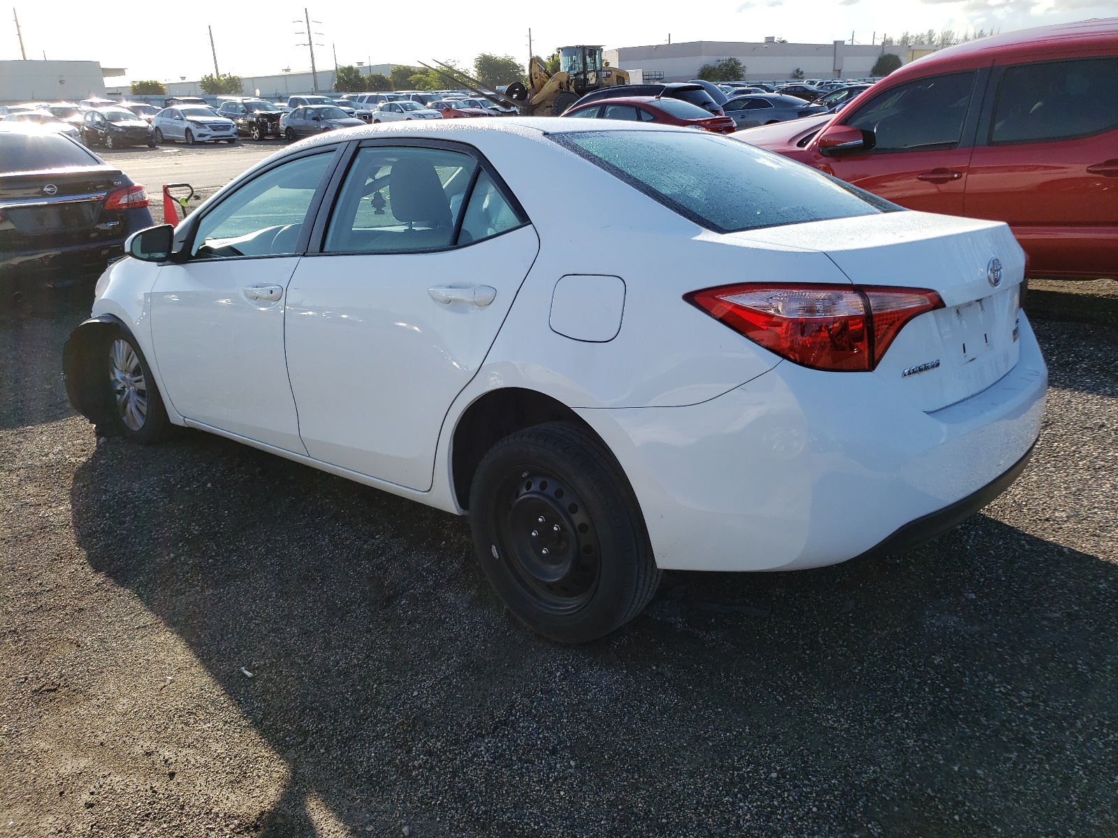 Photo 3 from auction – 2017 TOYOTA COROLLA L with VIN 2T1BURHE7HC946633