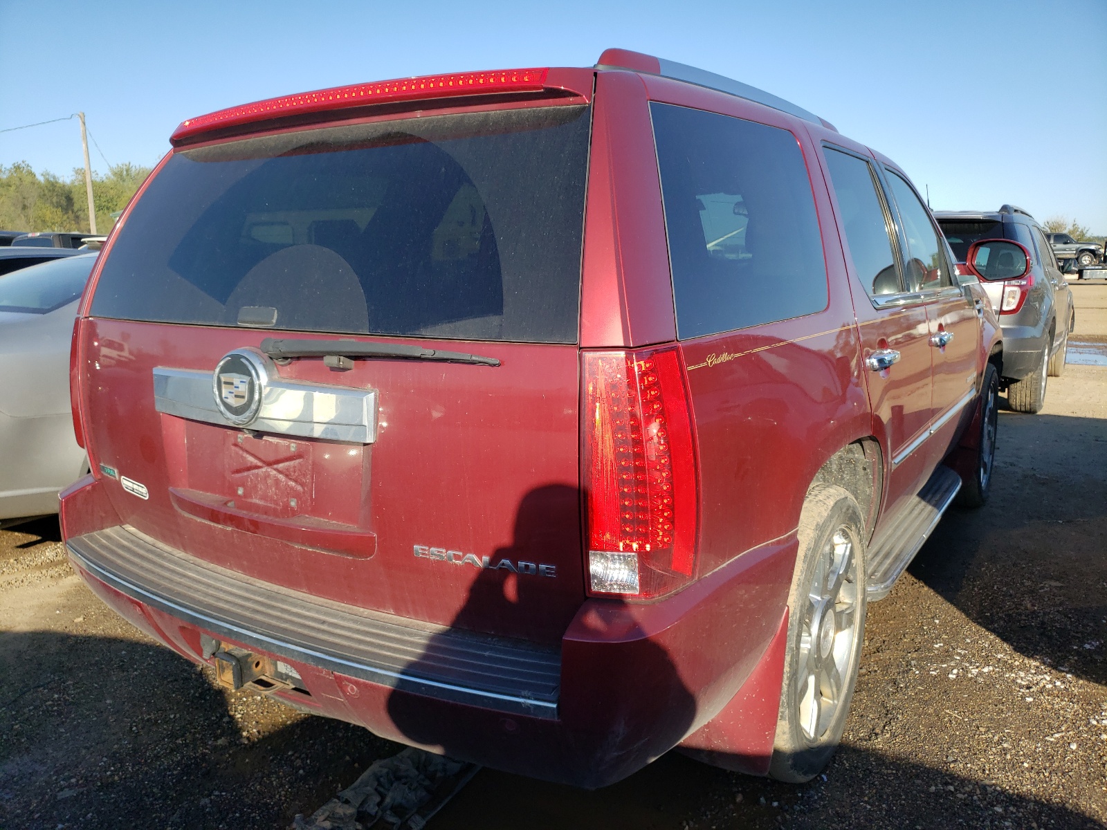 Photo 4 from auction – 2010 CADILLAC ESCALADE L with VIN 1GYUKBEFXAR147650