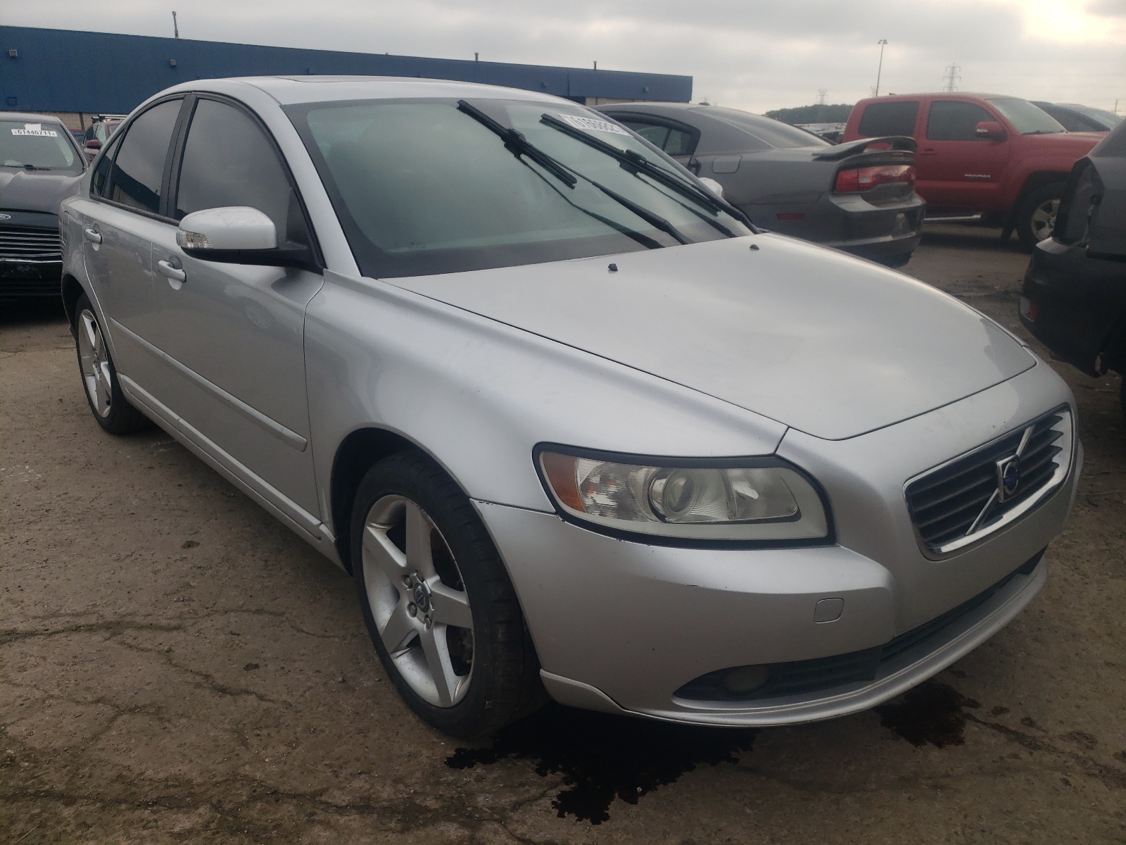 VOLVO S40 2.4I 2008 with VIN YV1MS382382384806 - Photo from auction