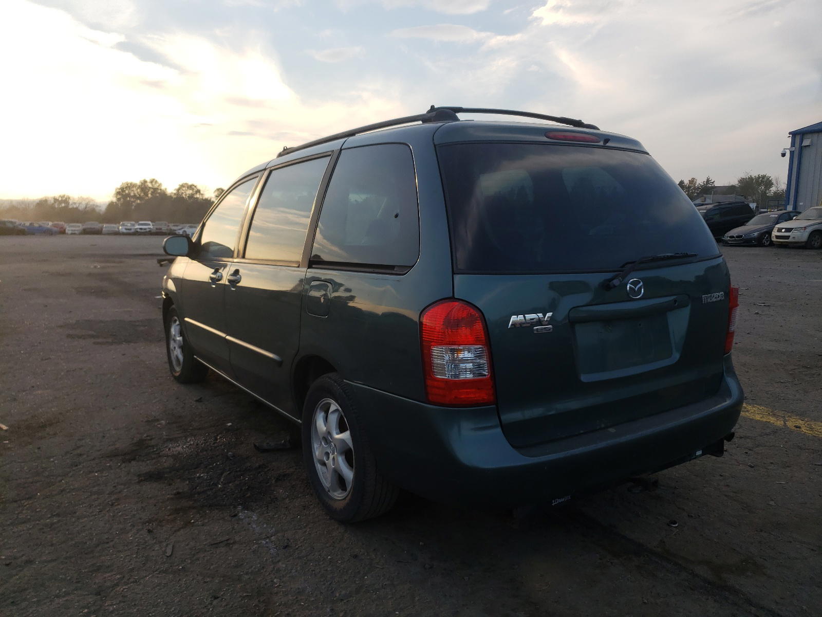 Photo 3 from auction – 2000 MAZDA MPV with VIN JM3LW28G9Y0158719