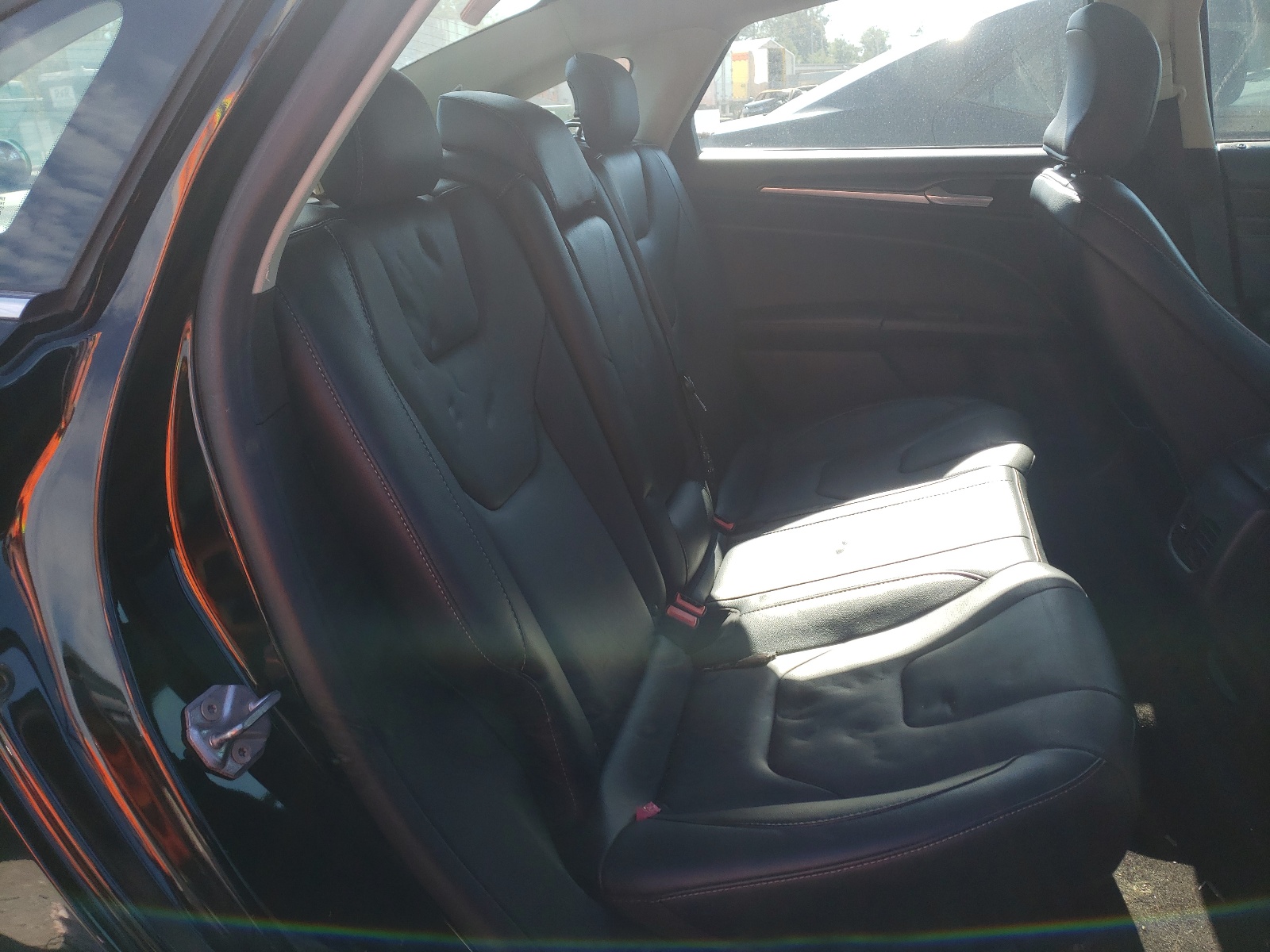 Photo 6 from auction – 2018 FORD FUSION TIT with VIN 3FA6P0D90JR132598