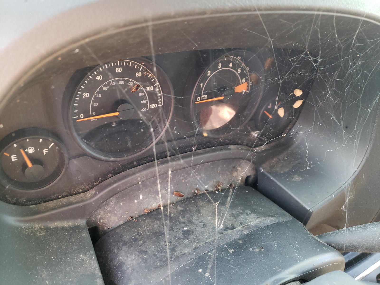 Photo 8 from auction – 2014 JEEP COMPASS SP with VIN 1C4NJCBAXED504887