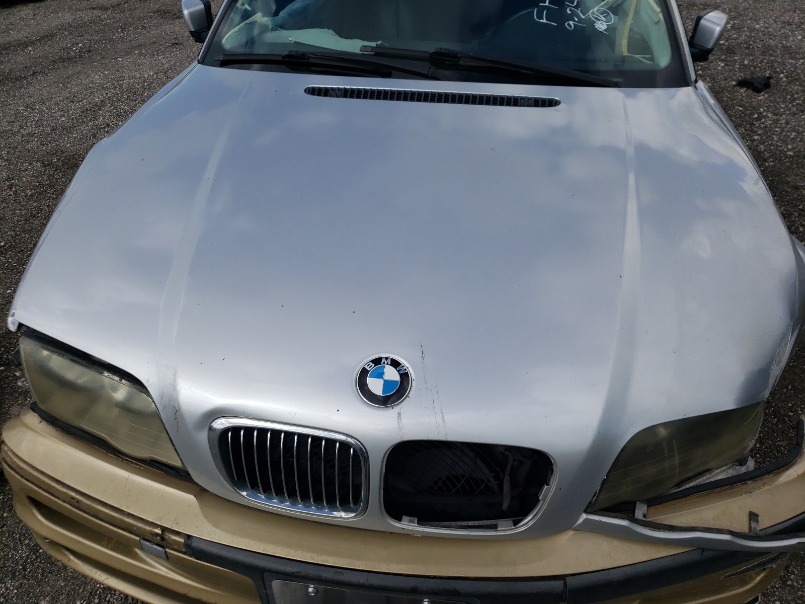 Photo 7 from auction – 2000 BMW 3 SERIES with VIN WBAAR3340YJM02811