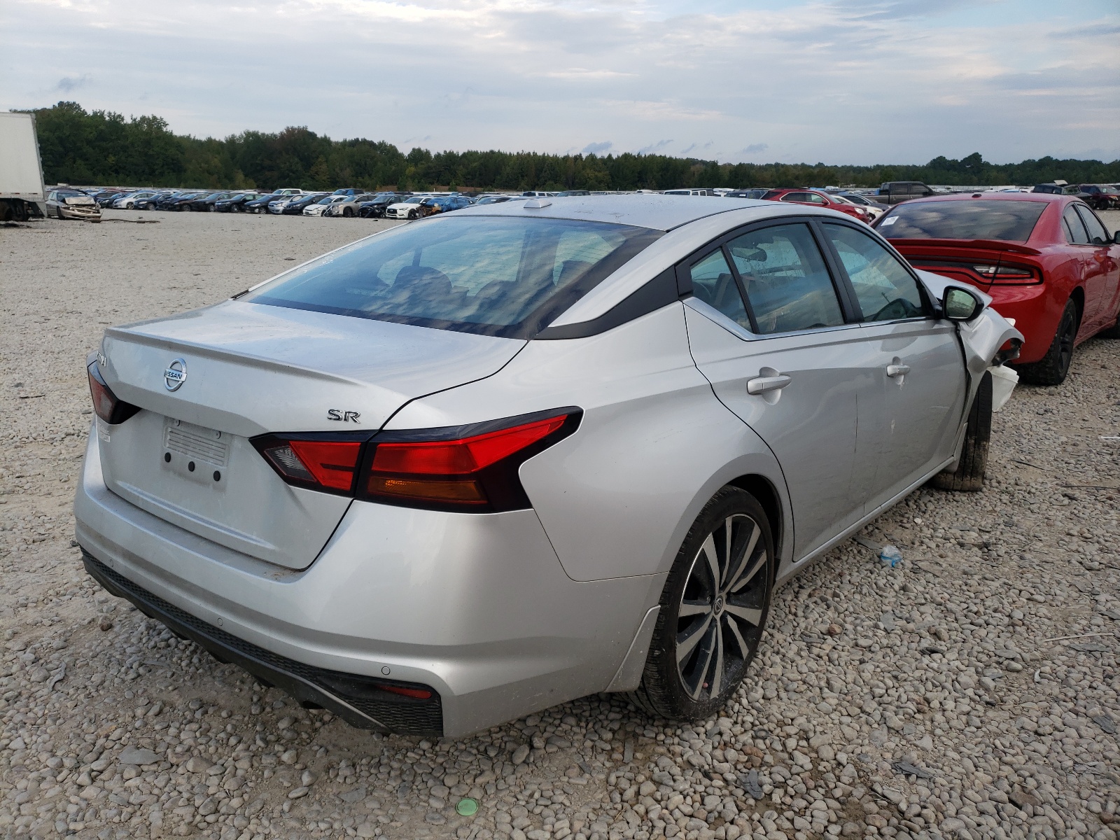 Photo 4 from auction – 2020 NISSAN ALTIMA SR with VIN 1N4BL4CV4LC173902