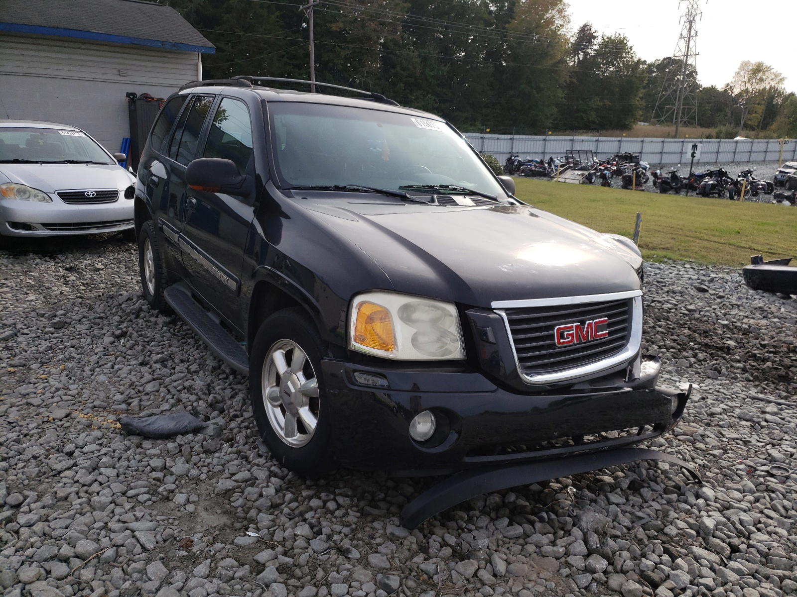 GMC ENVOY 2002 with VIN 1GKDT13S022522800 - Photo from auction