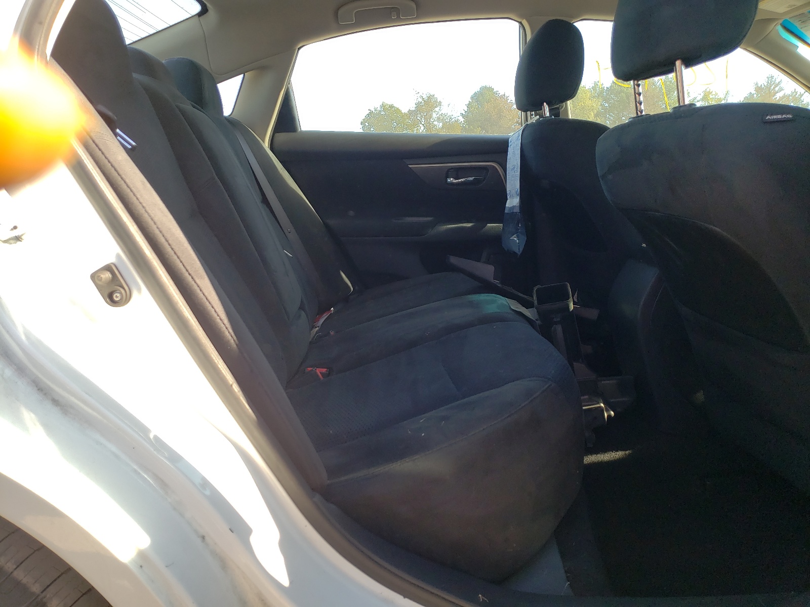 Photo 6 from auction – 2015 NISSAN ALTIMA 2.5 with VIN 1N4AL3AP9FC171495