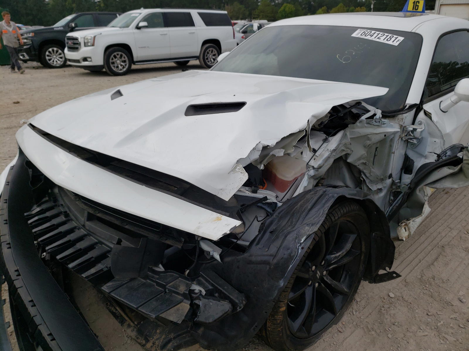 Photo 9 from auction – 2018 DODGE CHALLENGER with VIN 2C3CDZAG0JH132727