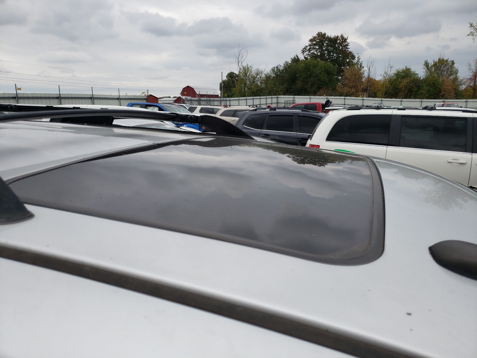 Photo 9 from auction – 2010 MERCURY MARINER with VIN 4M2CN9HG9AKJ22506