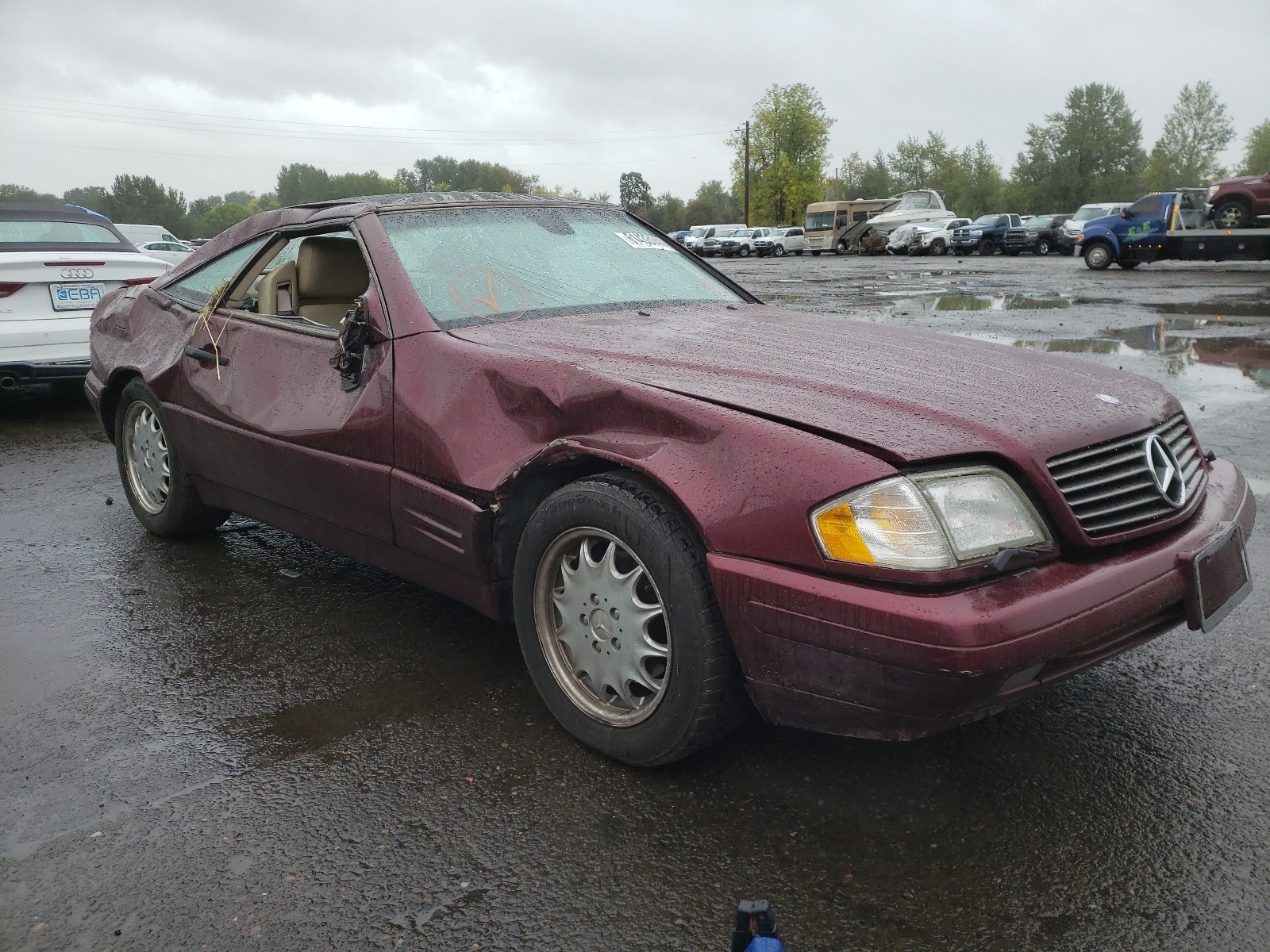 MERCEDES-BENZ SL 500 1997 with VIN WDBFA67F8VF148582 - Photo from auction
