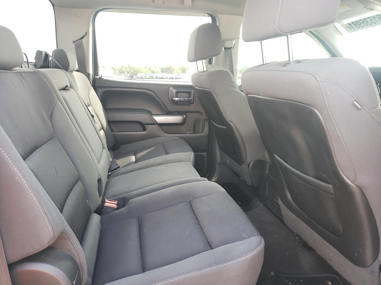 Photo 6 from auction – 2015 CHEVROLET SILVERADO with VIN 3GCUKREC5FG335388