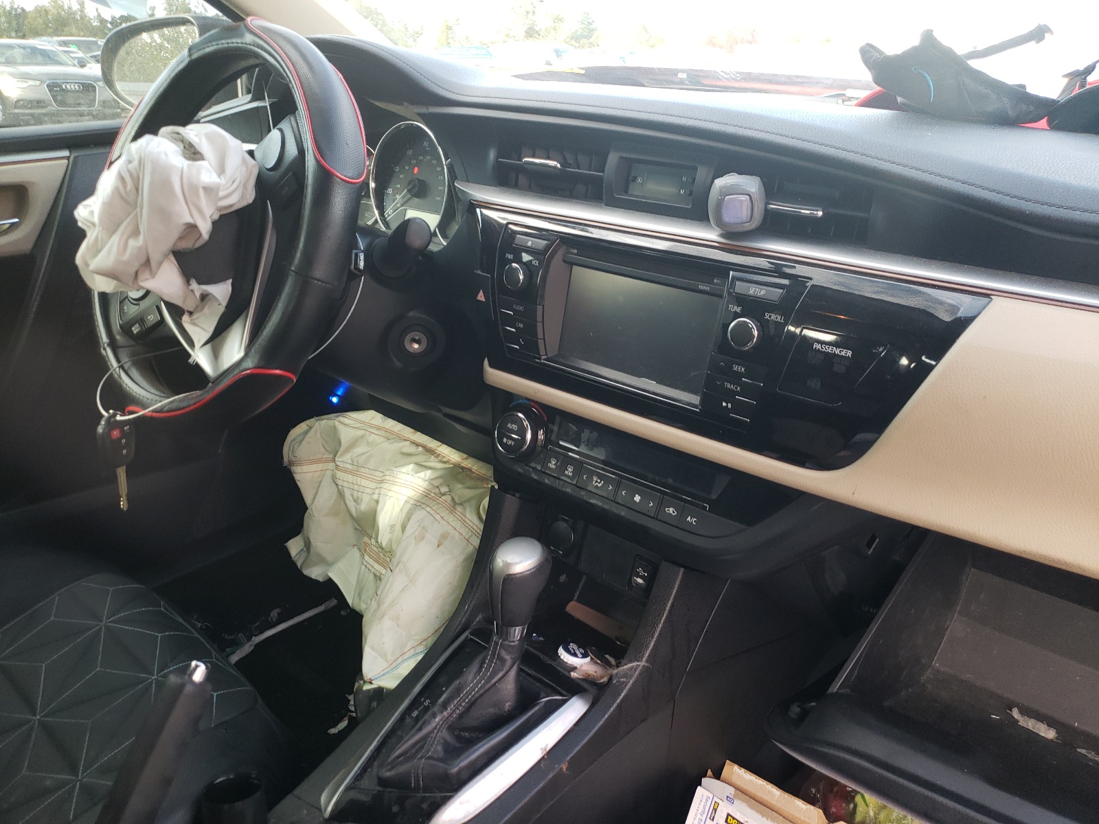 Photo 9 from auction – 2015 TOYOTA COROLLA L with VIN 5YFBURHE3FP204131