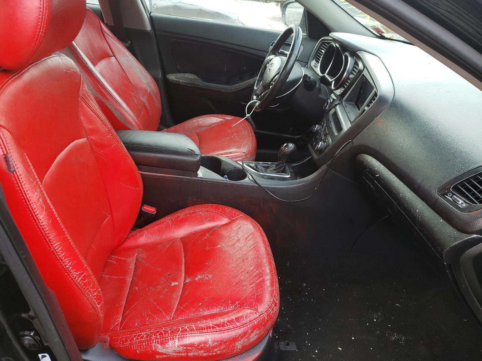Photo 5 from auction – 2012 KIA OPTIMA EX with VIN 5XXGN4A70CG051245