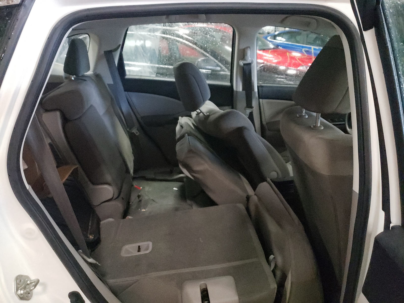 Photo 6 from auction – 2014 HONDA CR-V LX with VIN 5J6RM4H35EL007785
