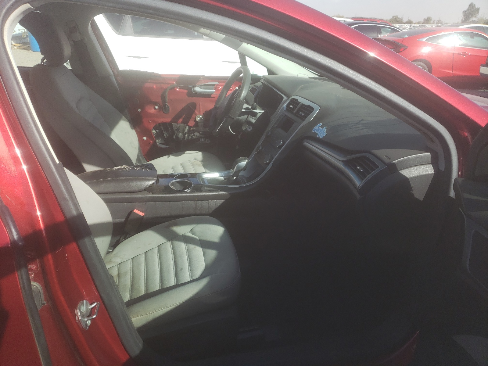 Photo 5 from auction – 2013 FORD FUSION S with VIN 3FA6P0G72DR279441