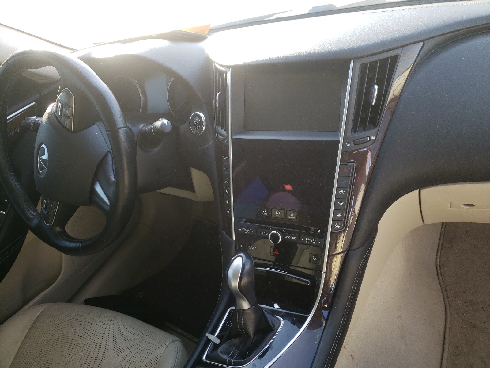 Photo 9 from auction – 2014 INFINITI Q50 BASE with VIN JN1BV7AR2EM696220