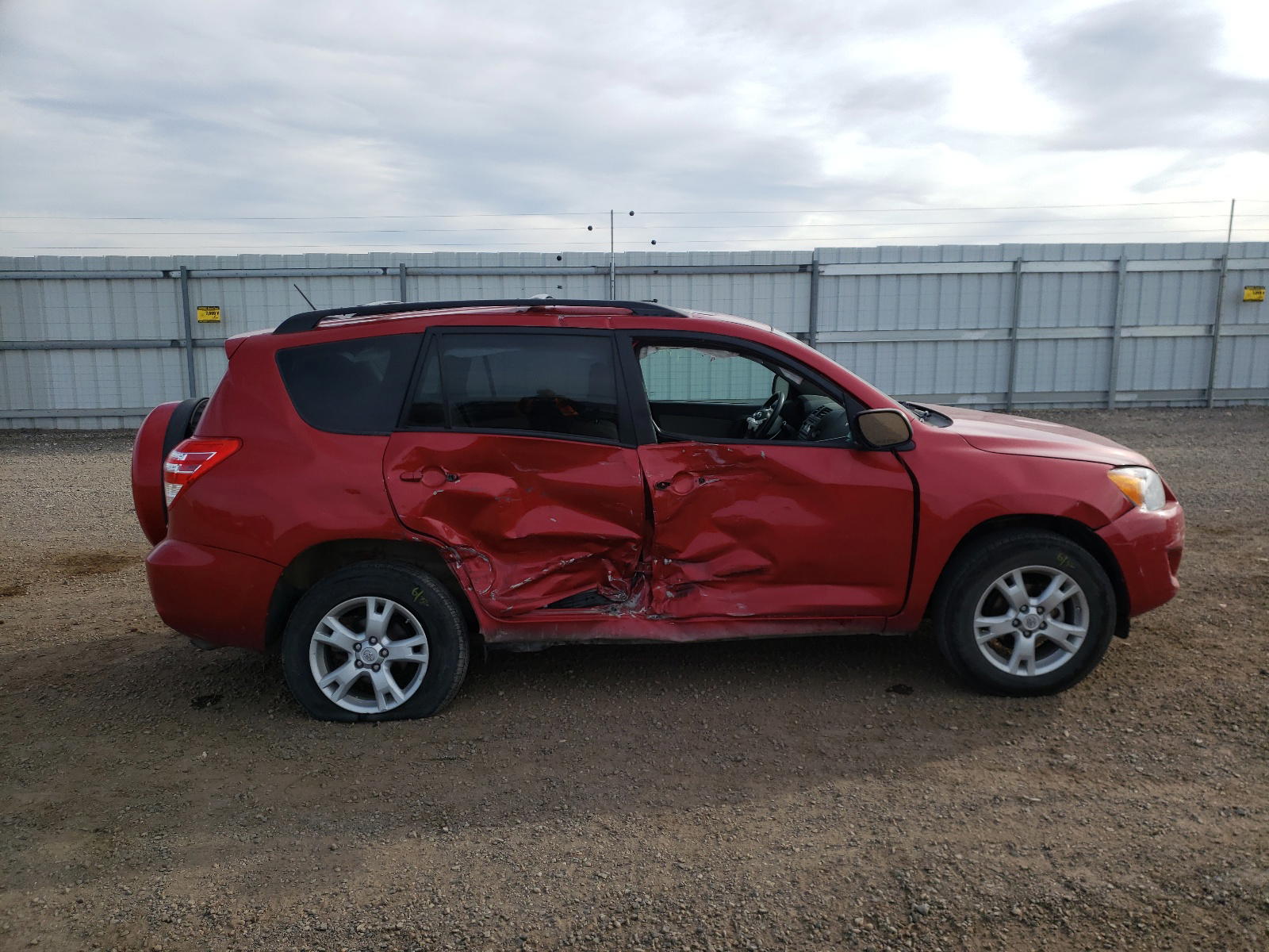 Photo 9 from auction – 2012 TOYOTA RAV4 with VIN 2T3BF4DV7CW262943
