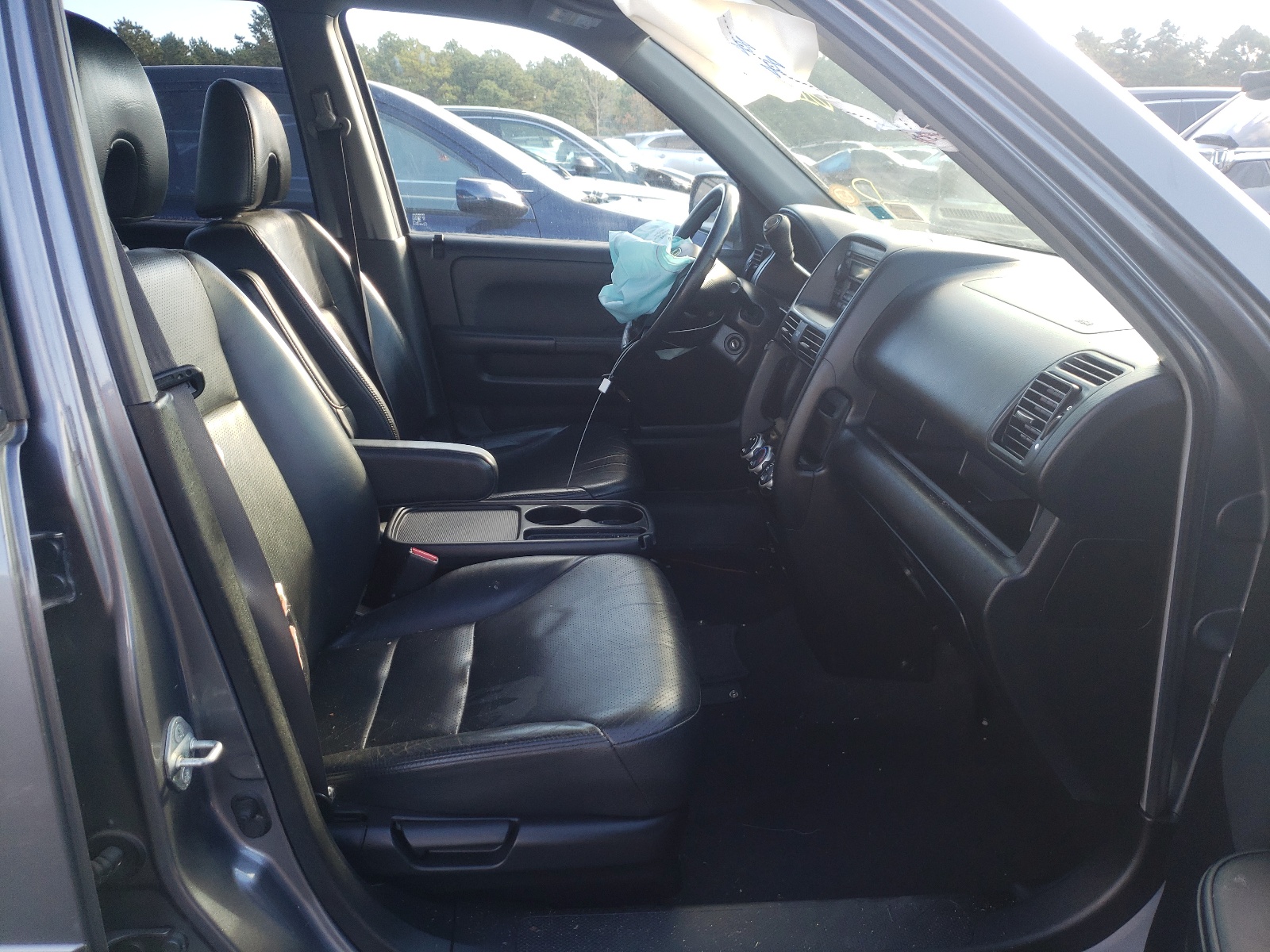 Photo 5 from auction – 2006 HONDA CR-V SE with VIN JHLRD78966C026121