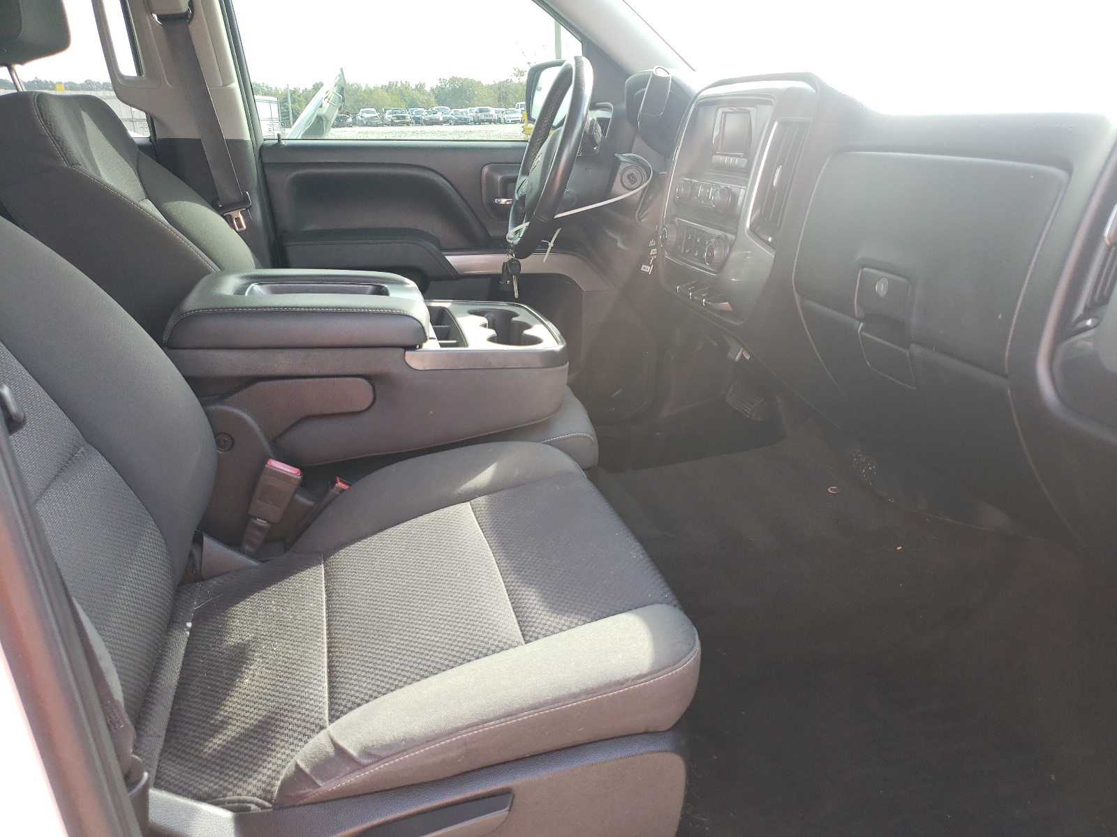 Zdjęcie 5 z aukcji – 2015 CHEVROLET SILVERADO z VIN 3GCUKREC5FG335388