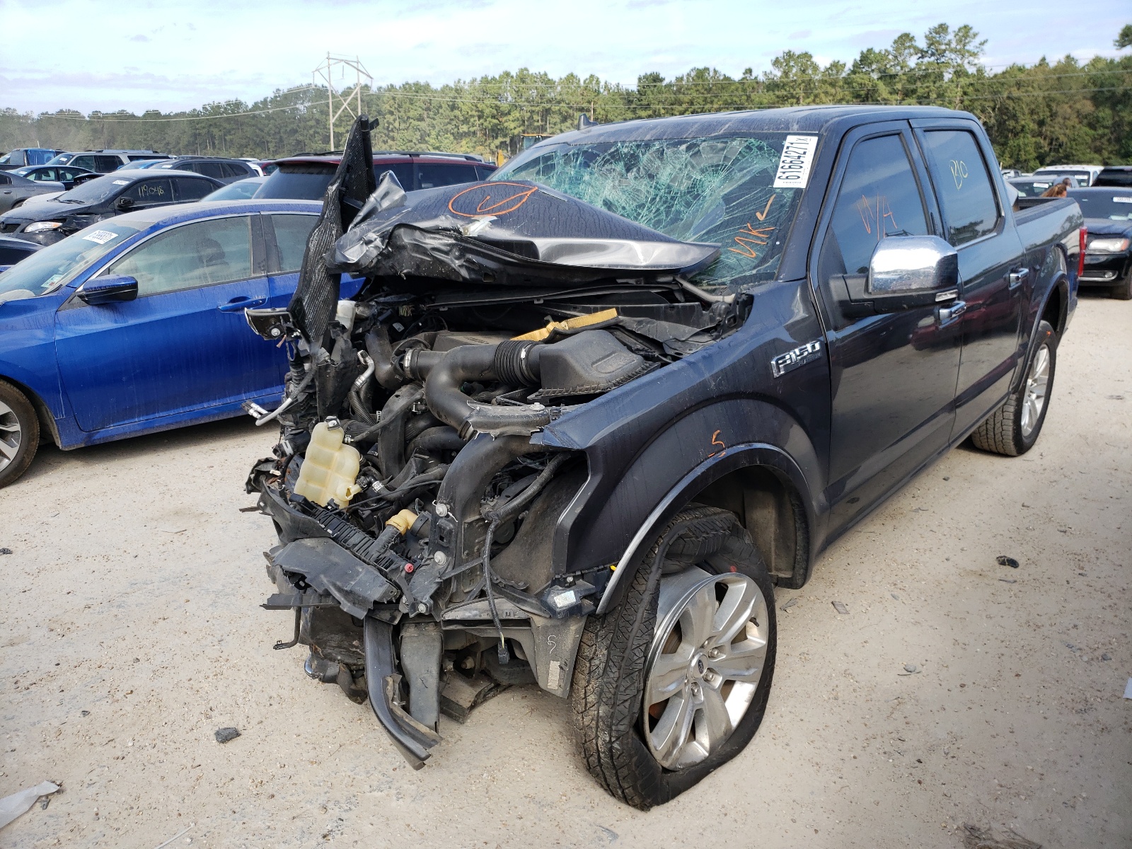 Photo 2 from auction – 2019 FORD F150 SUPER with VIN 1FTEW1E49KFB84358