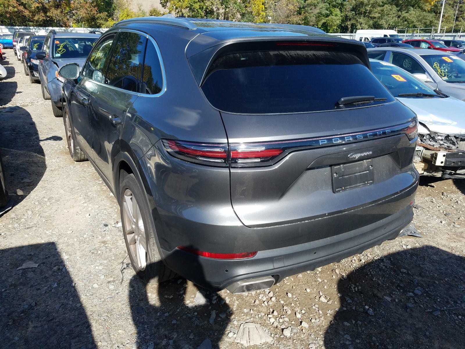 Photo 3 from auction – 2020 PORSCHE CAYENNE with VIN WP1AA2AY5LDA01643