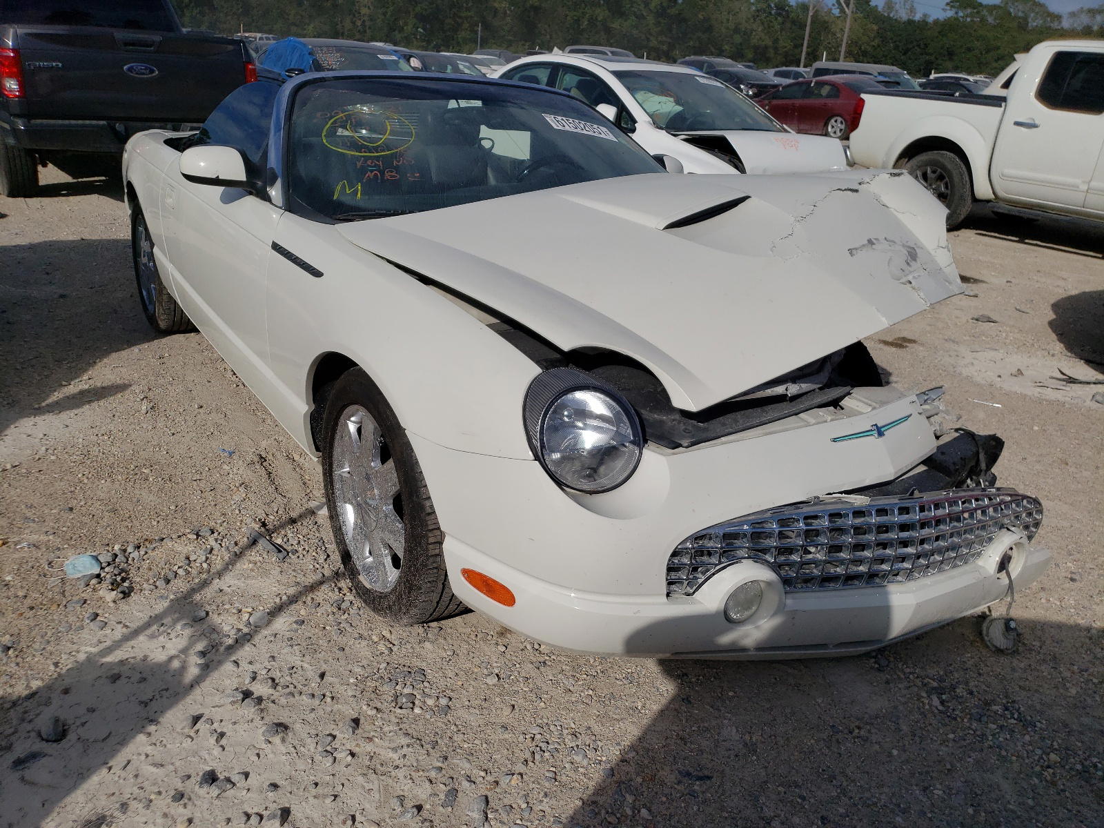 FORD THUNDERBIR 2002 with VIN 1FAHP60AX2Y119145 - Photo from auction