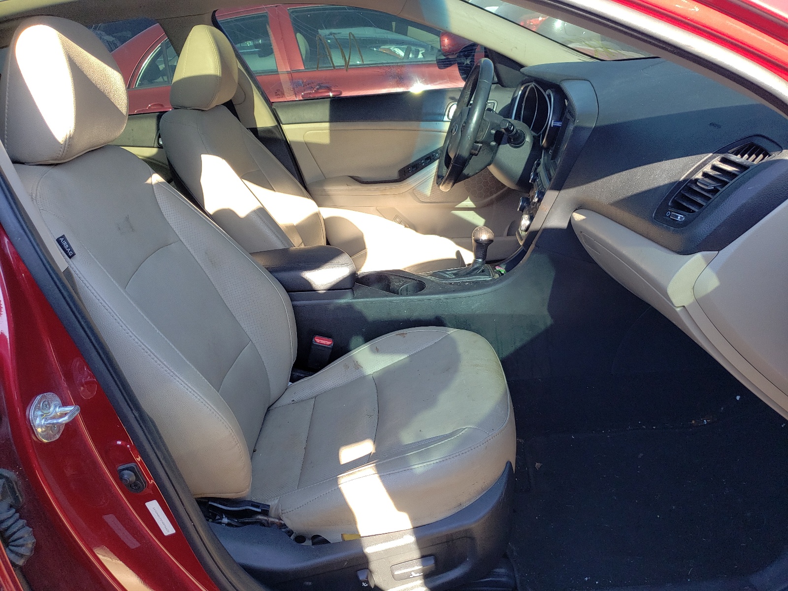Photo 5 from auction – 2015 KIA OPTIMA EX with VIN 5XXGN4A7XFG496628
