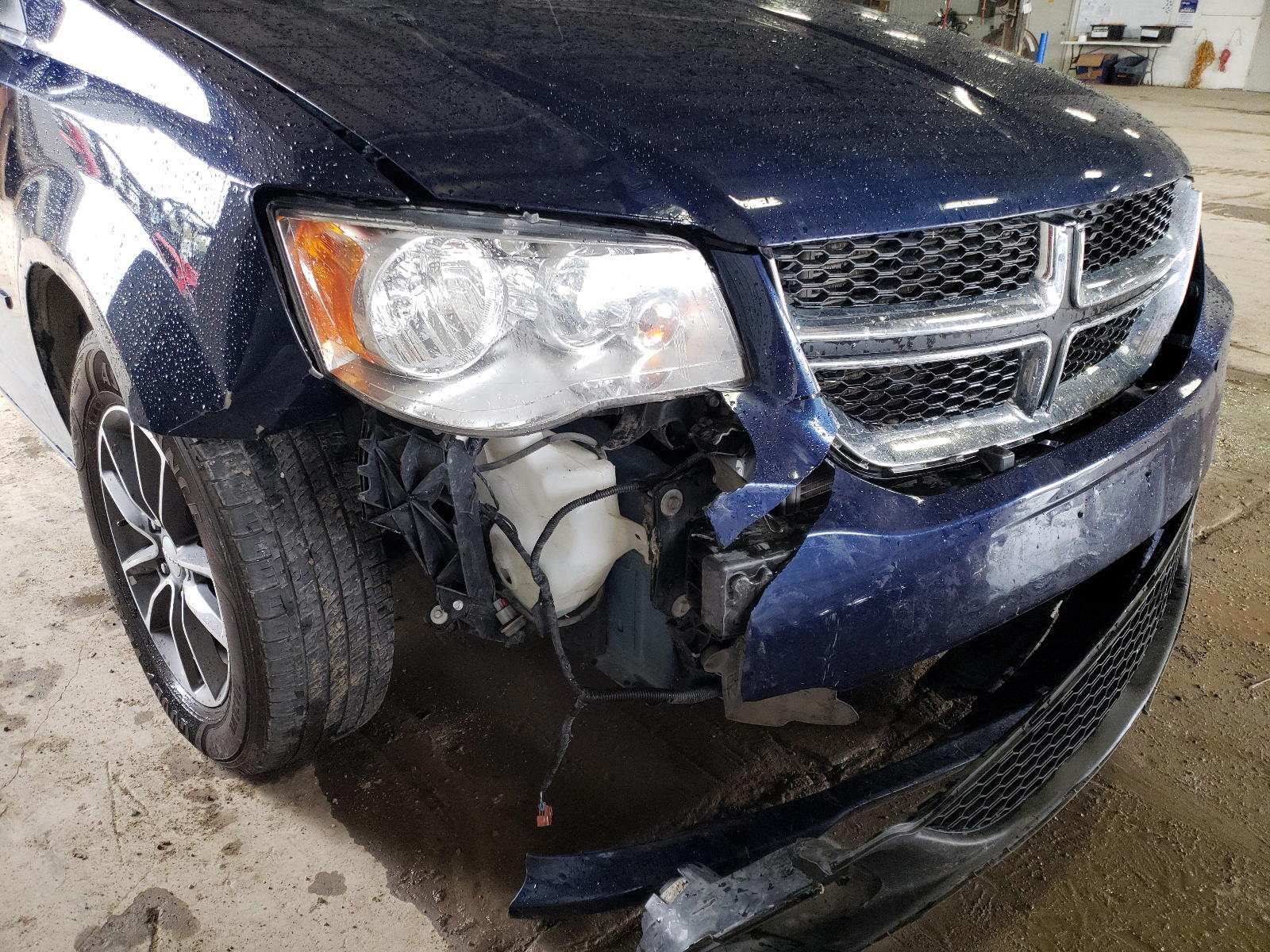 Photo 9 from auction – 2017 DODGE GRAND CARA with VIN 2C4RDGCG9HR732111