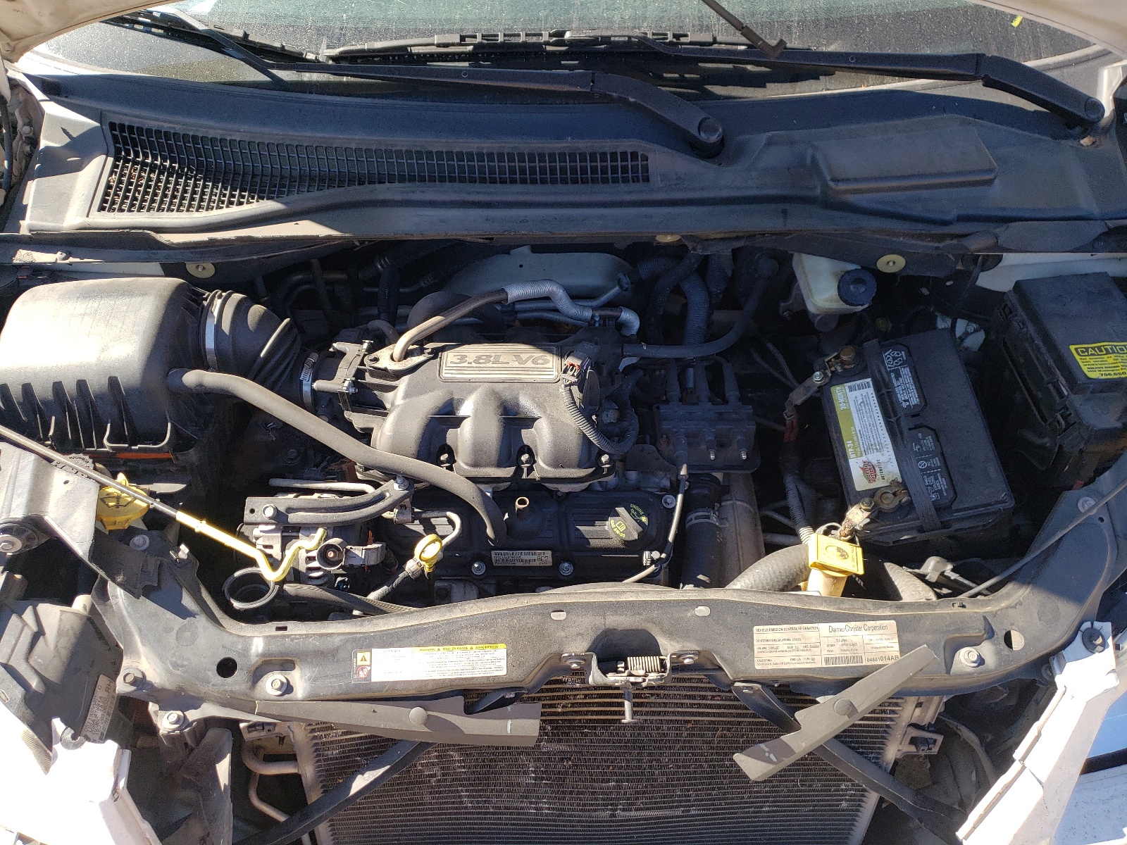 Photo 7 from auction – 2008 CHRYSLER TOWN & COU with VIN 2A8HR54P88R663453