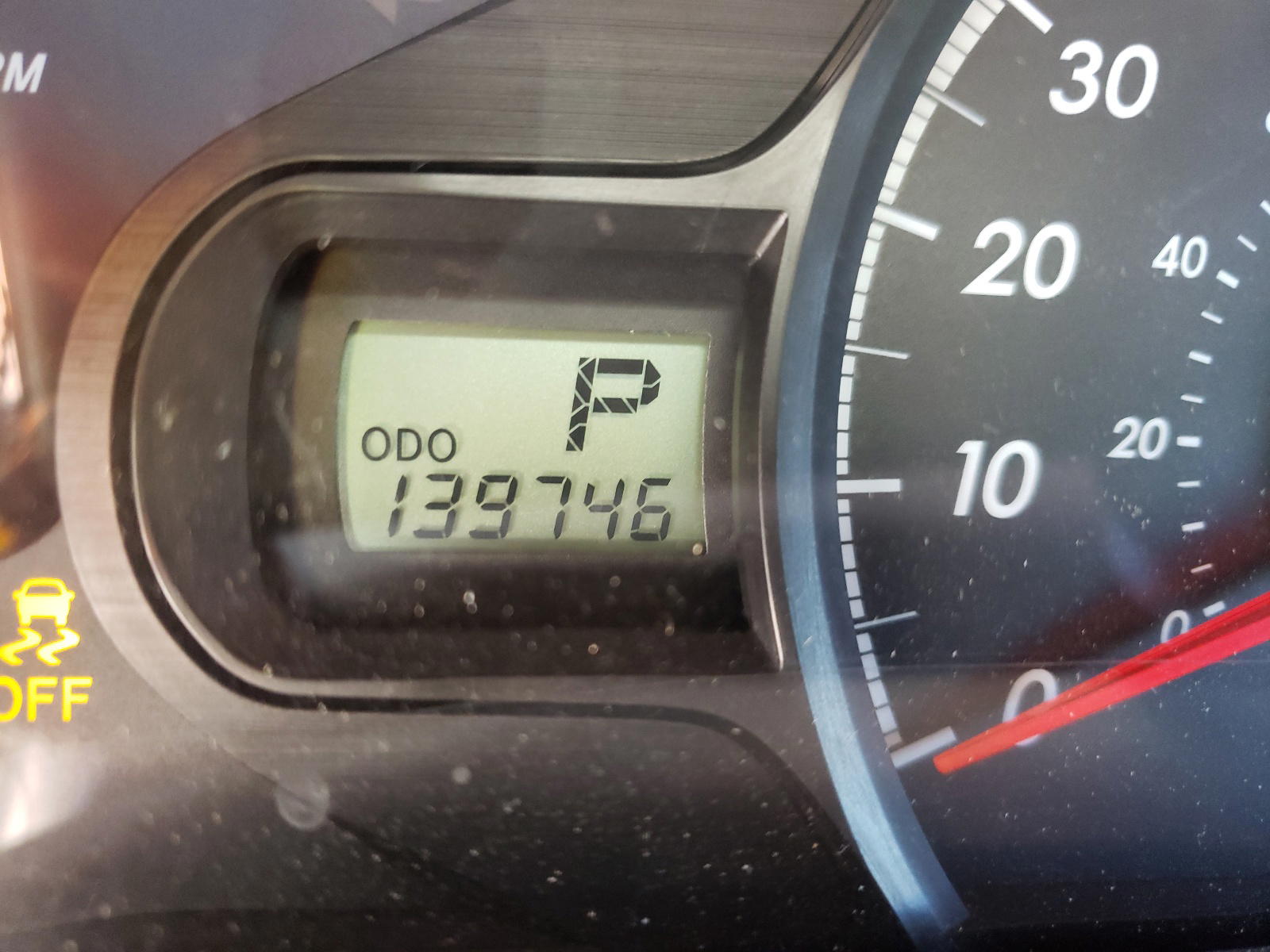 Photo 8 from auction – 2011 TOYOTA SIENNA LE with VIN 5TDKK3DC5BS065323