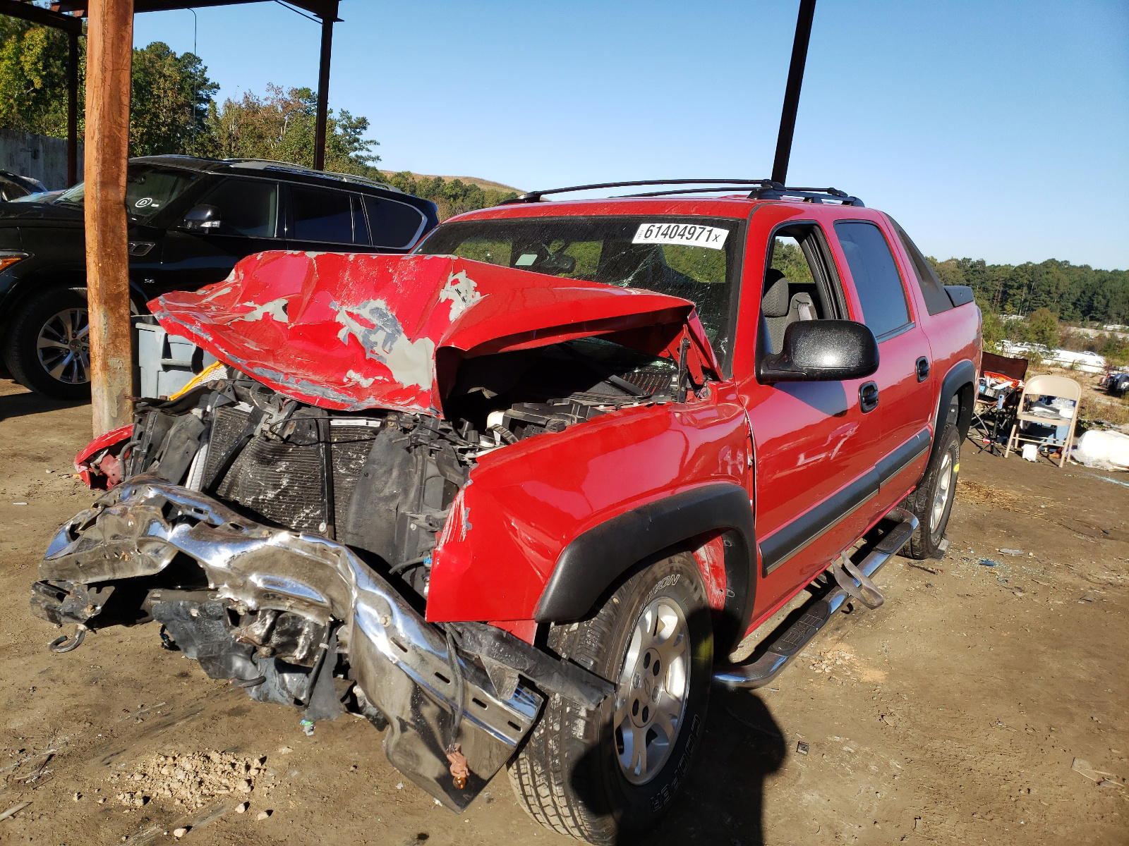 Photo 2 from auction – 2003 CHEVROLET AVALANCHE with VIN 3GNEC13T53G319975