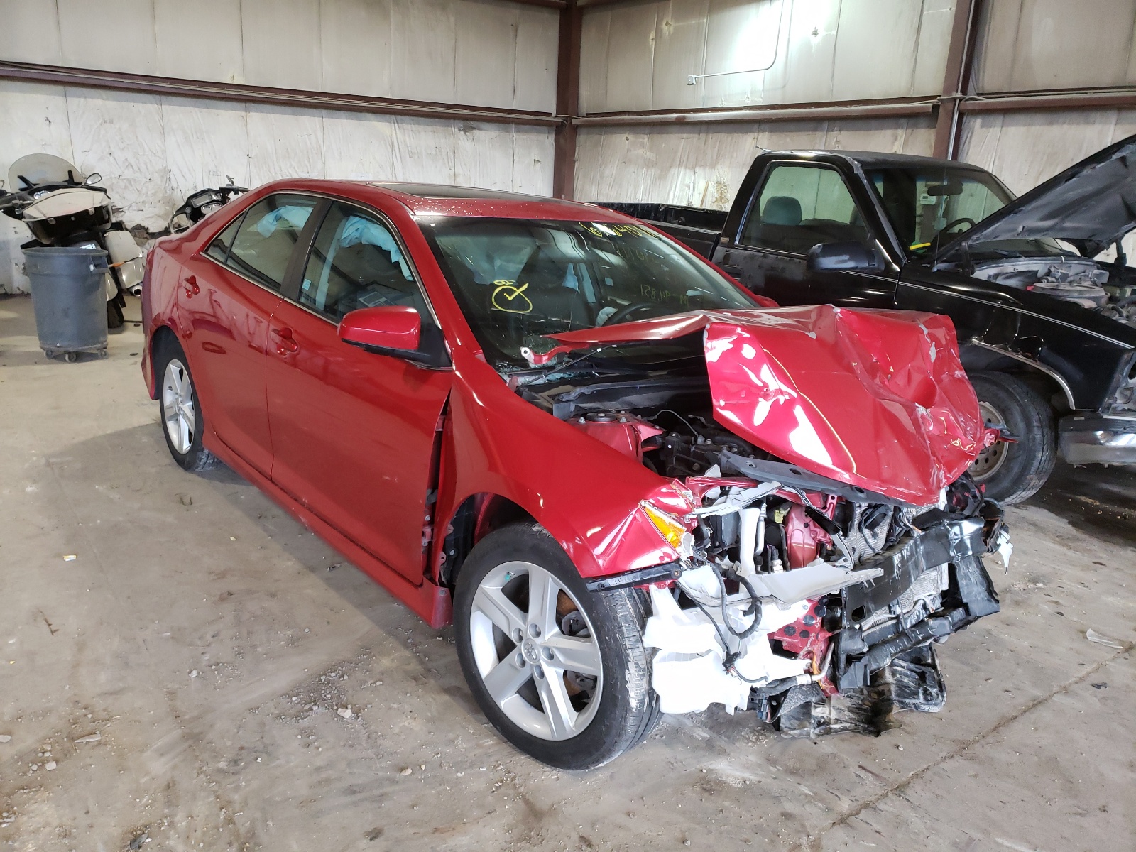 TOYOTA CAMRY L 2014 with VIN 4T1BF1FKXEU851496 - Photo from auction