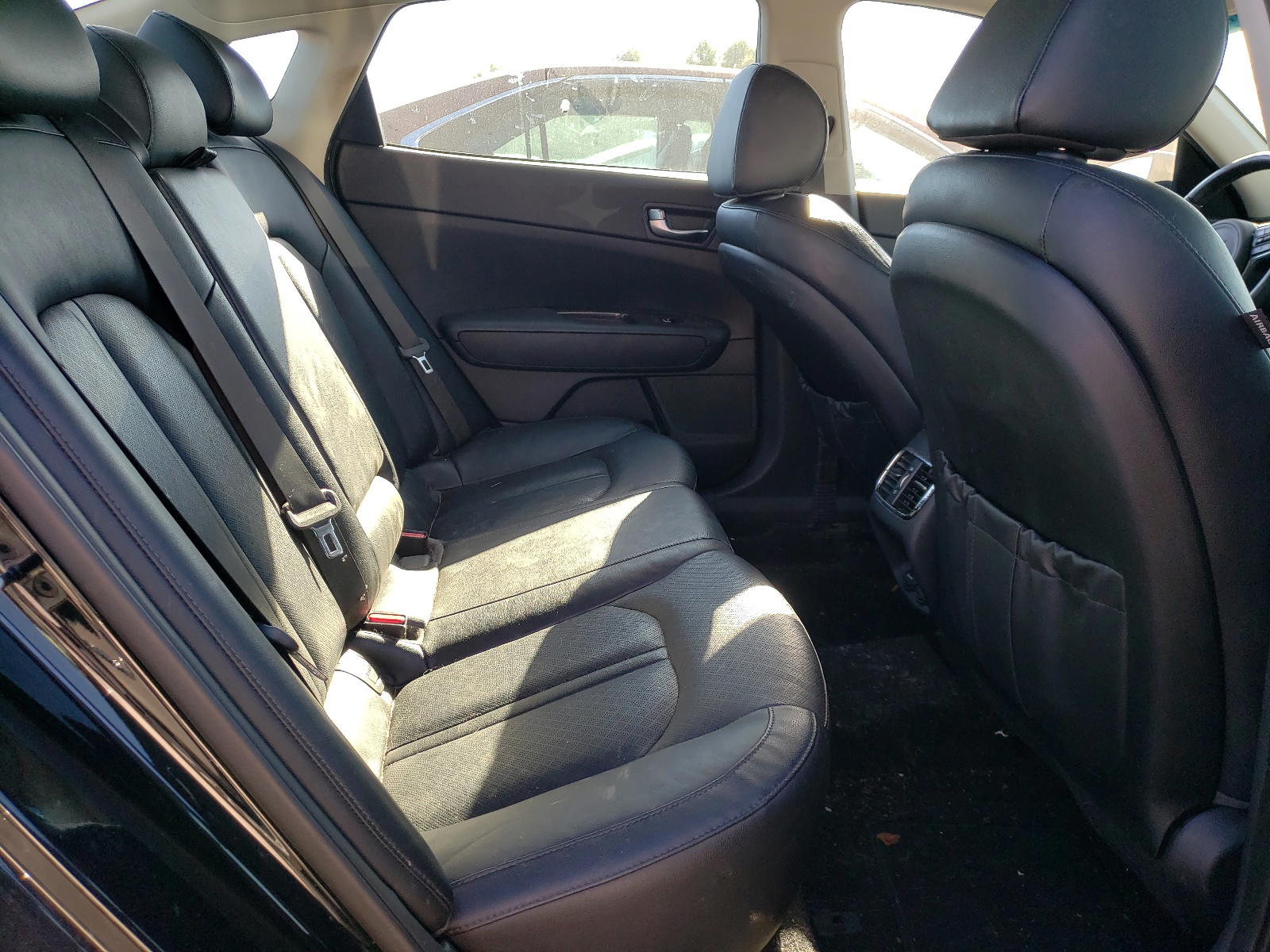 Photo 6 from auction – 2016 KIA OPTIMA EX with VIN 5XXGU4L30GG053872