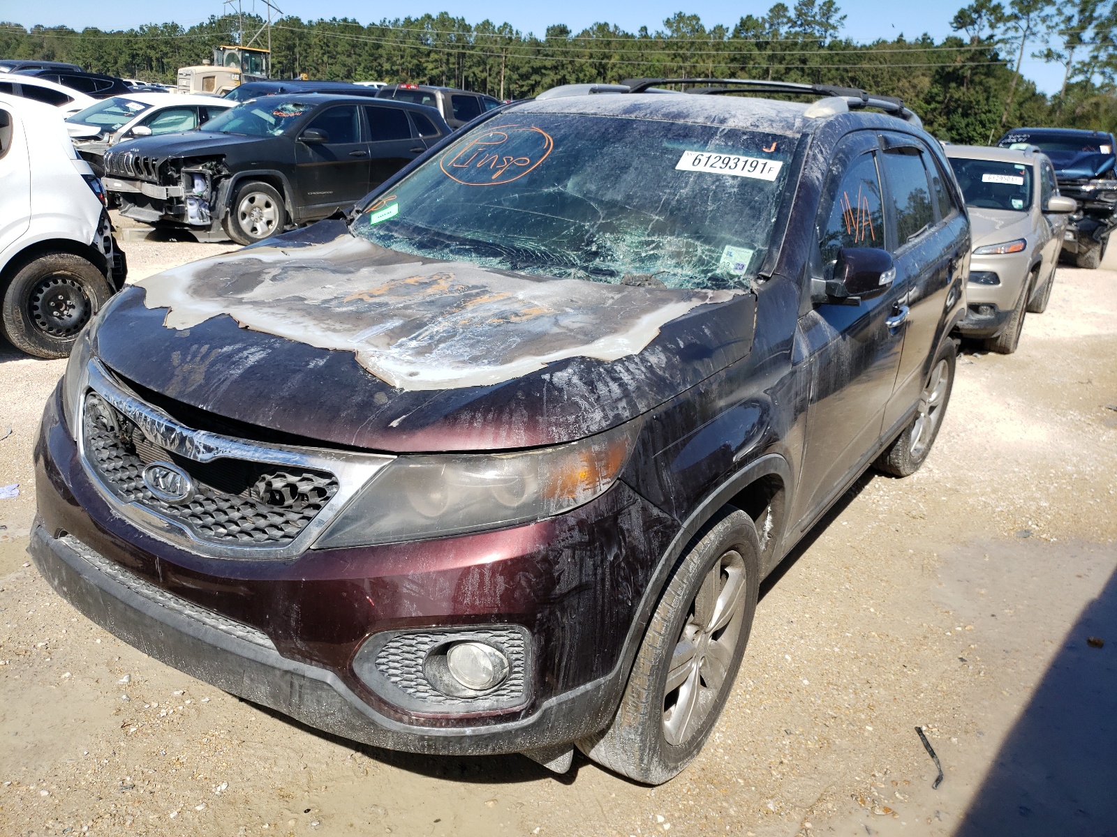 Photo 2 from auction – 2012 KIA SORENTO EX with VIN 5XYKU3A65CG305946
