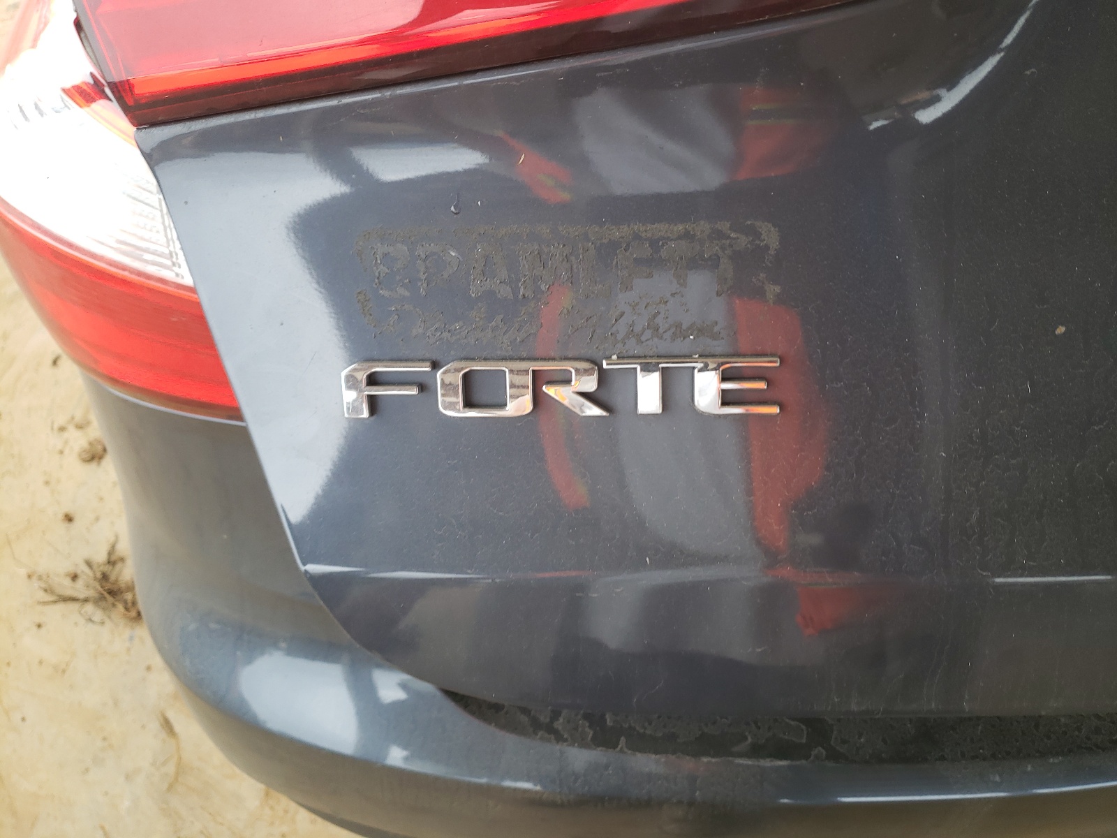 Photo 9 from auction – 2016 KIA FORTE LX with VIN KNAFX4A64G5594473