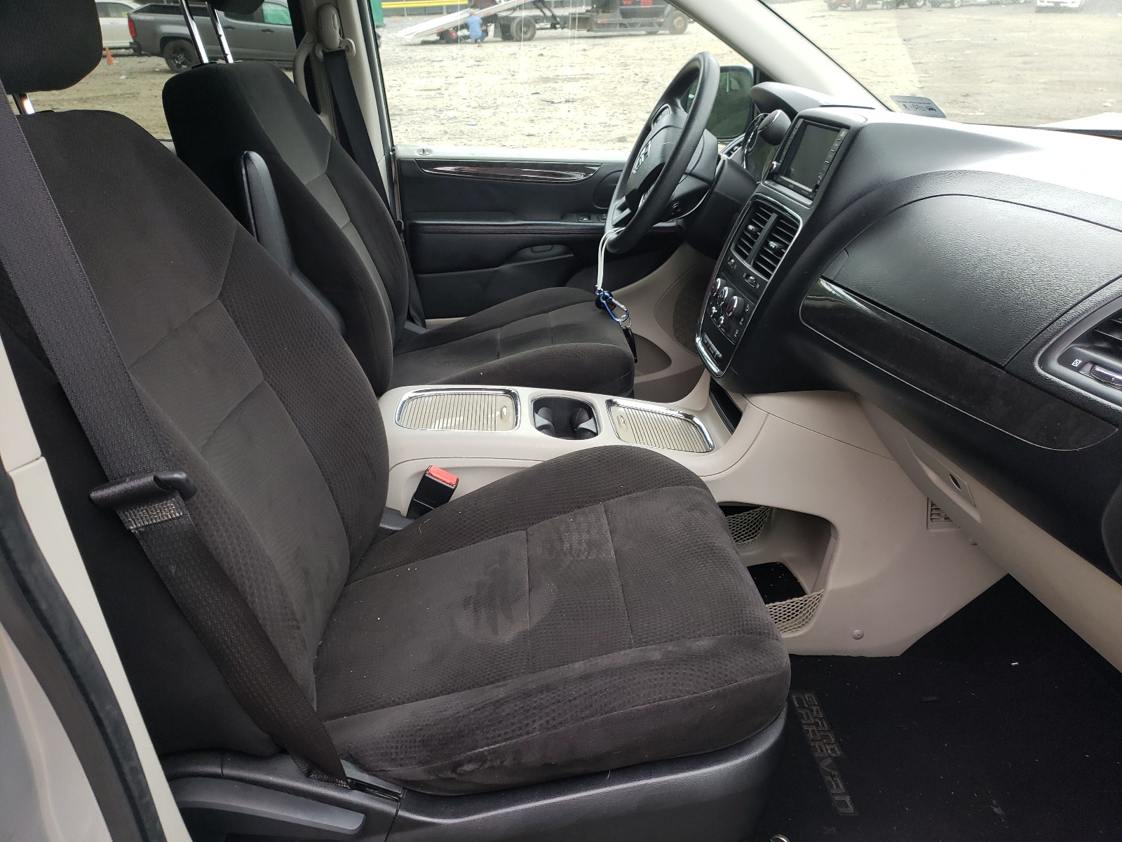 صورة رقم 5 من المزاد - 2012 DODGE GRAND CARA مع VIN 2C4RDGCG3CR236357