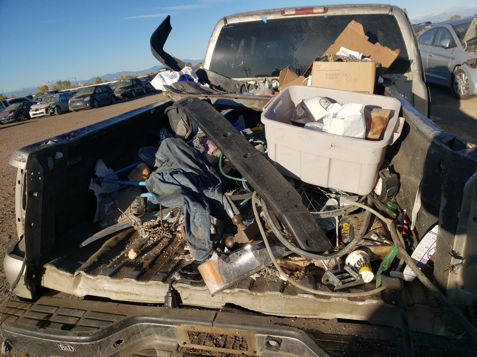 Photo 6 from auction – 2002 CHEVROLET SILVERADO with VIN 2GCEK19T121212335