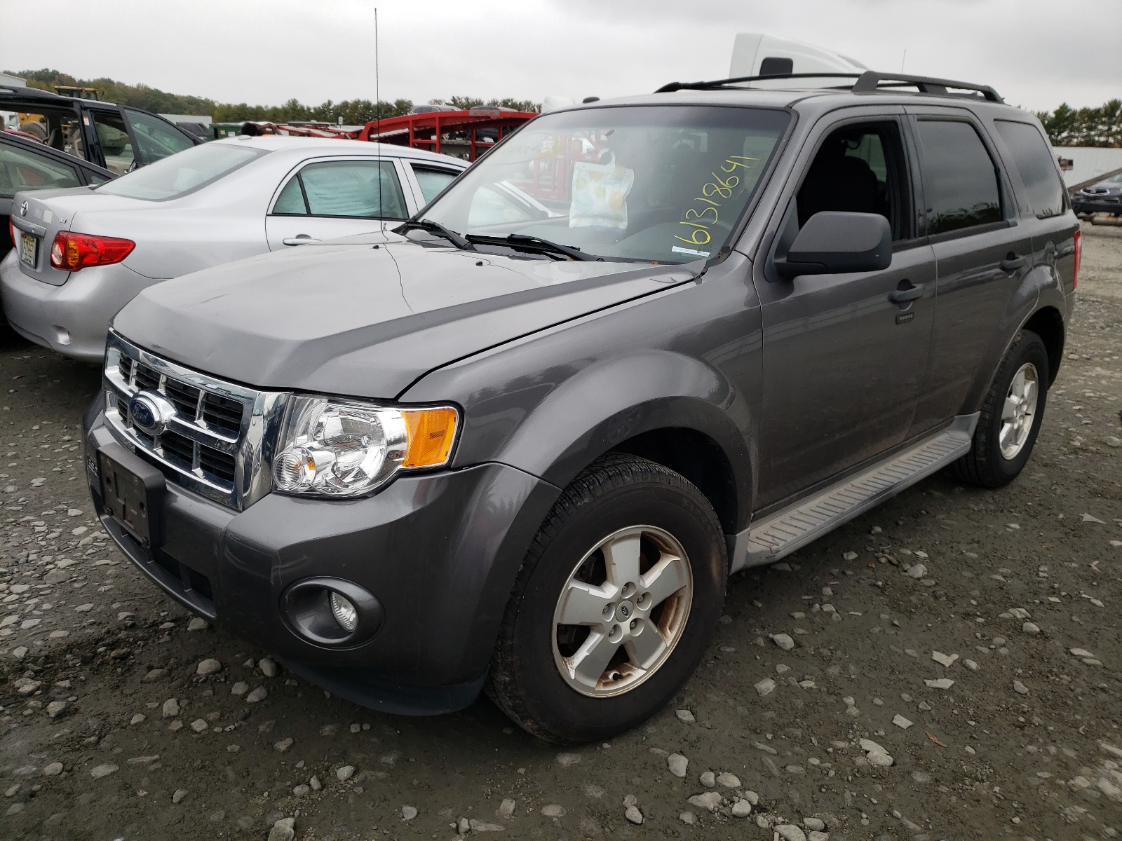 صورة رقم 2 من المزاد - 2011 FORD ESCAPE XLT مع VIN 1FMCU0DG4BKA30758