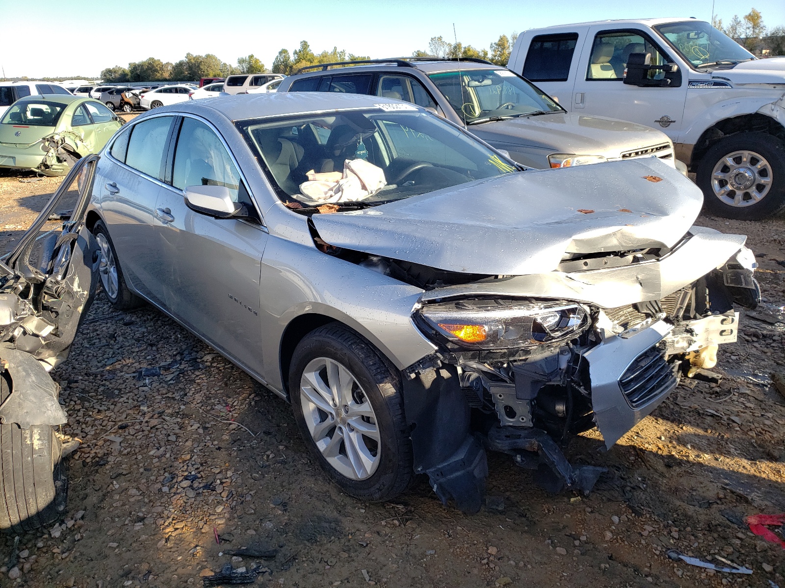 Photo 1 from auction – 2018 CHEVROLET MALIBU LT with VIN 1G1ZD5ST6JF174758