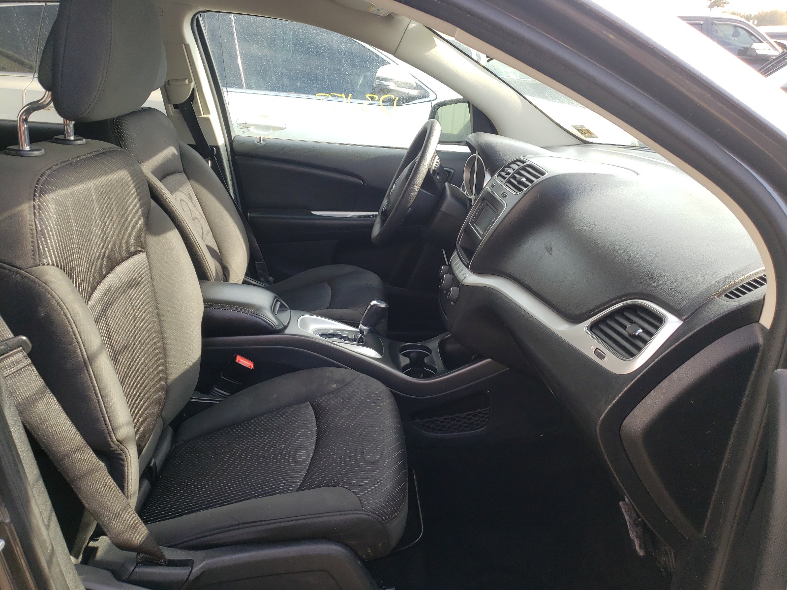 Photo 5 from auction – 2017 DODGE JOURNEY SX with VIN 3C4PDCBG4HT530663