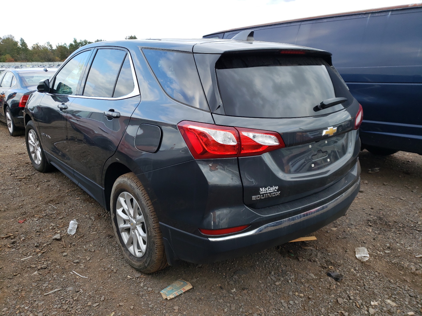 Photo 3 from auction – 2018 CHEVROLET EQUINOX LT with VIN 2GNAXJEV1J6330949