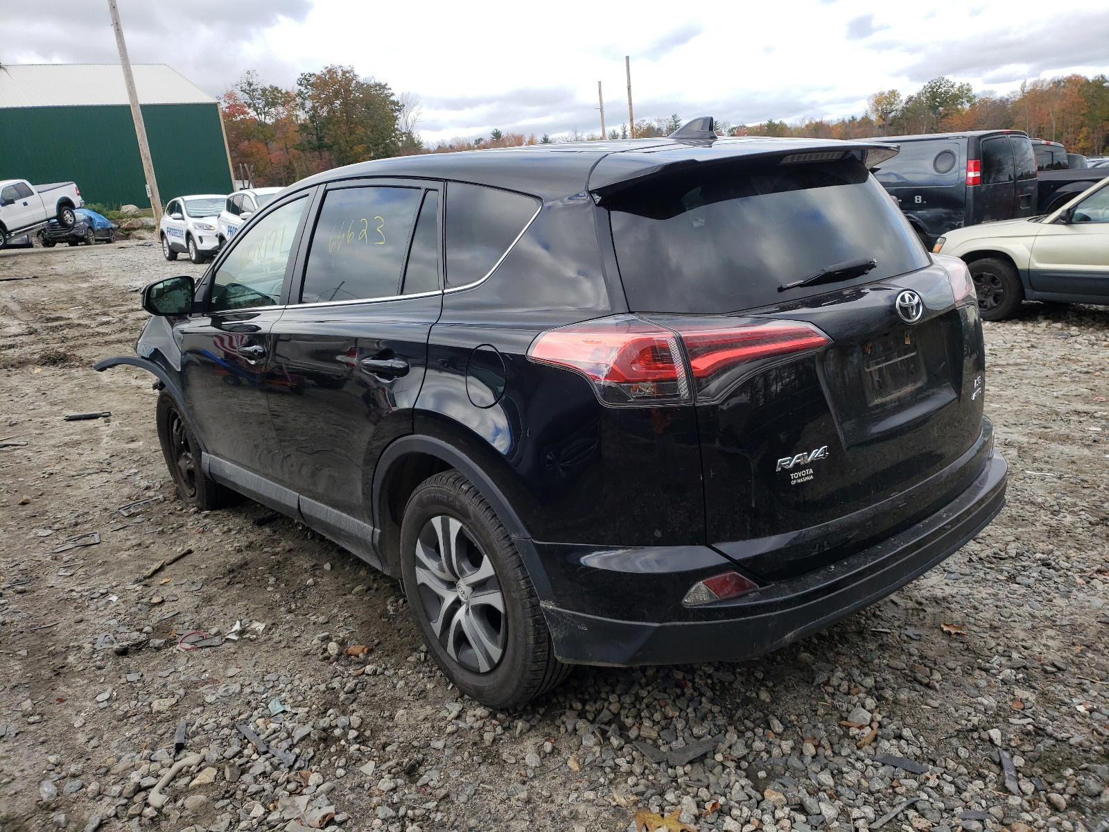 Photo 3 from auction – 2017 TOYOTA RAV4 LE with VIN 2T3BFREV2HW667322