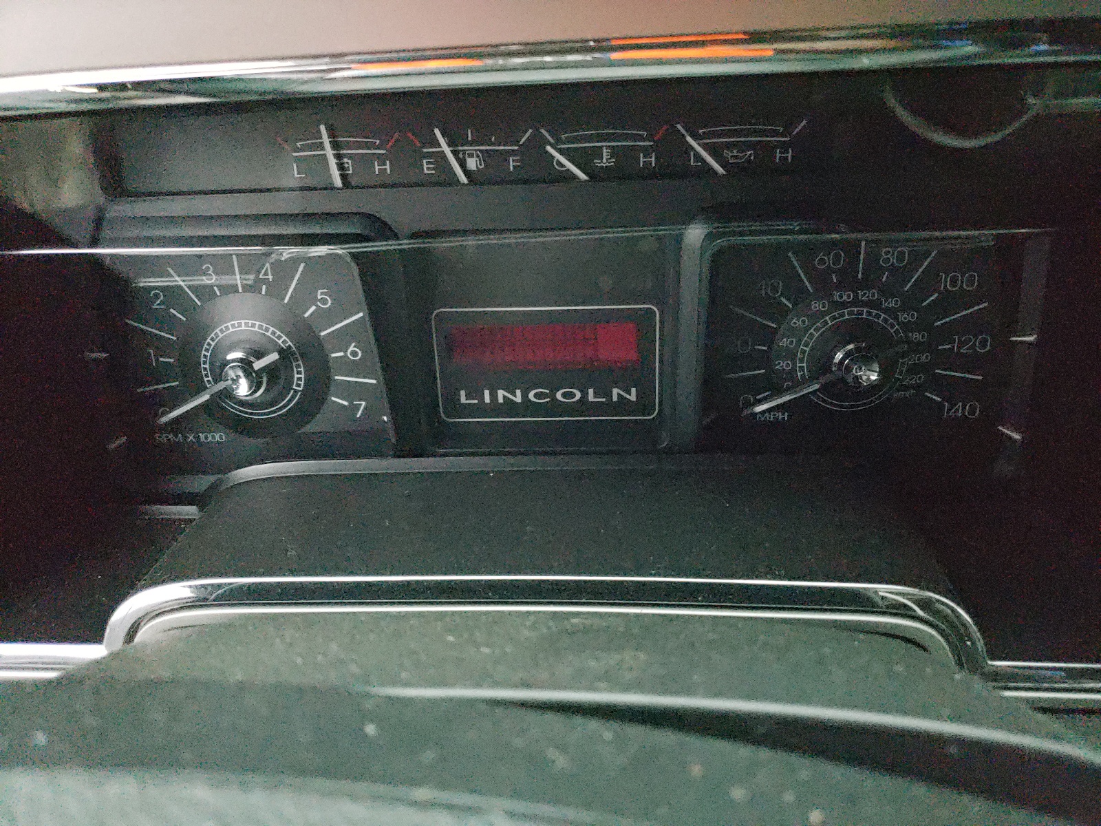 Photo 8 from auction – 2007 LINCOLN NAVIGATOR with VIN 5LMFU28597LJ19435