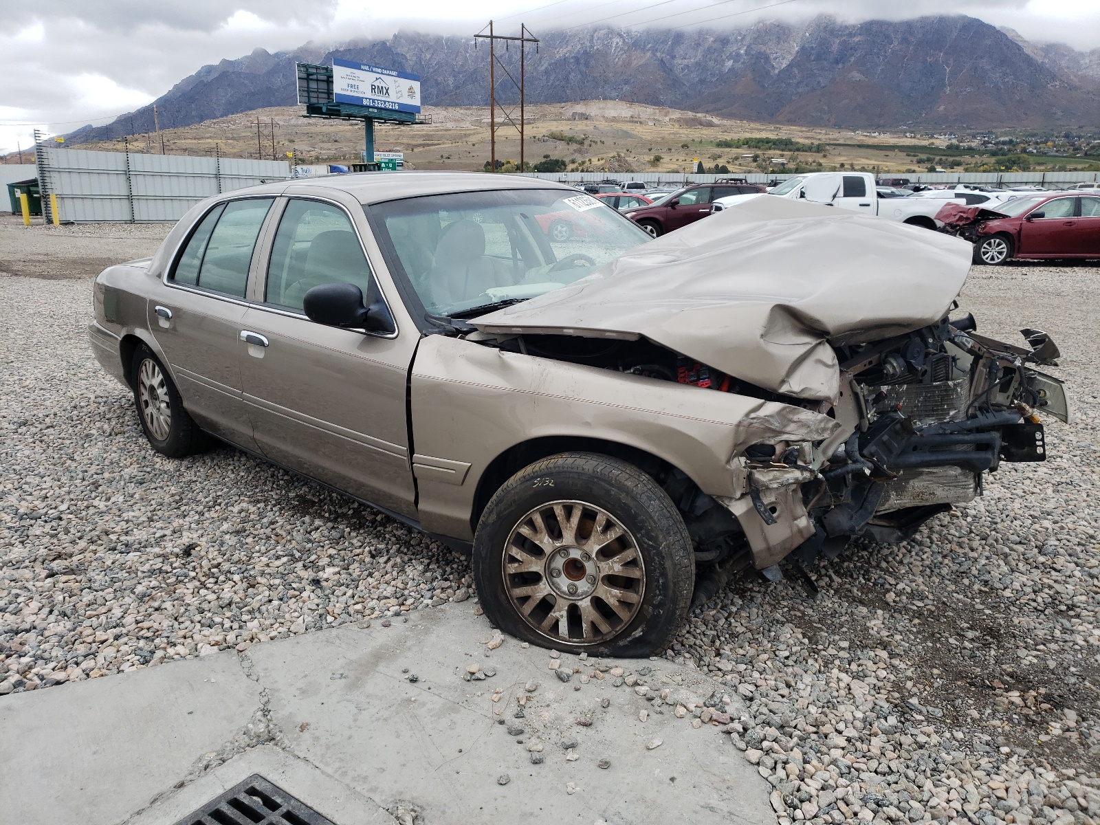 Photo 1 from auction – 2004 FORD CROWN VICT with VIN 2FAFP74W94X132927