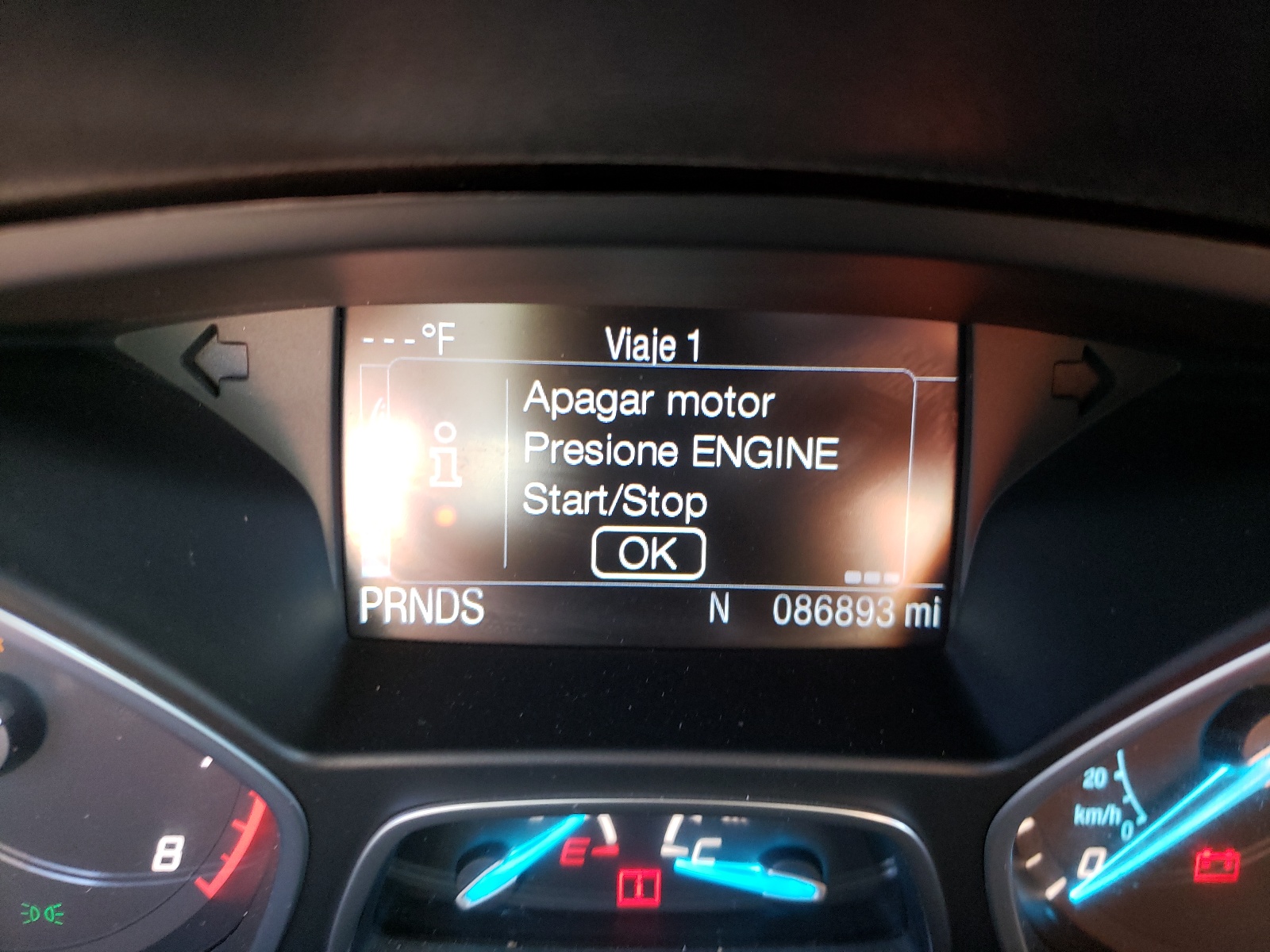 Zdjęcie 8 z aukcji – 2016 FORD ESCAPE TIT z VIN 1FMCU0J98GUB19640