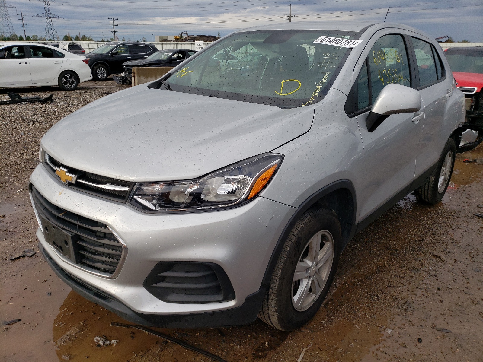 Photo 2 from auction – 2019 CHEVROLET TRAX LS with VIN 3GNCJNSB5KL178828